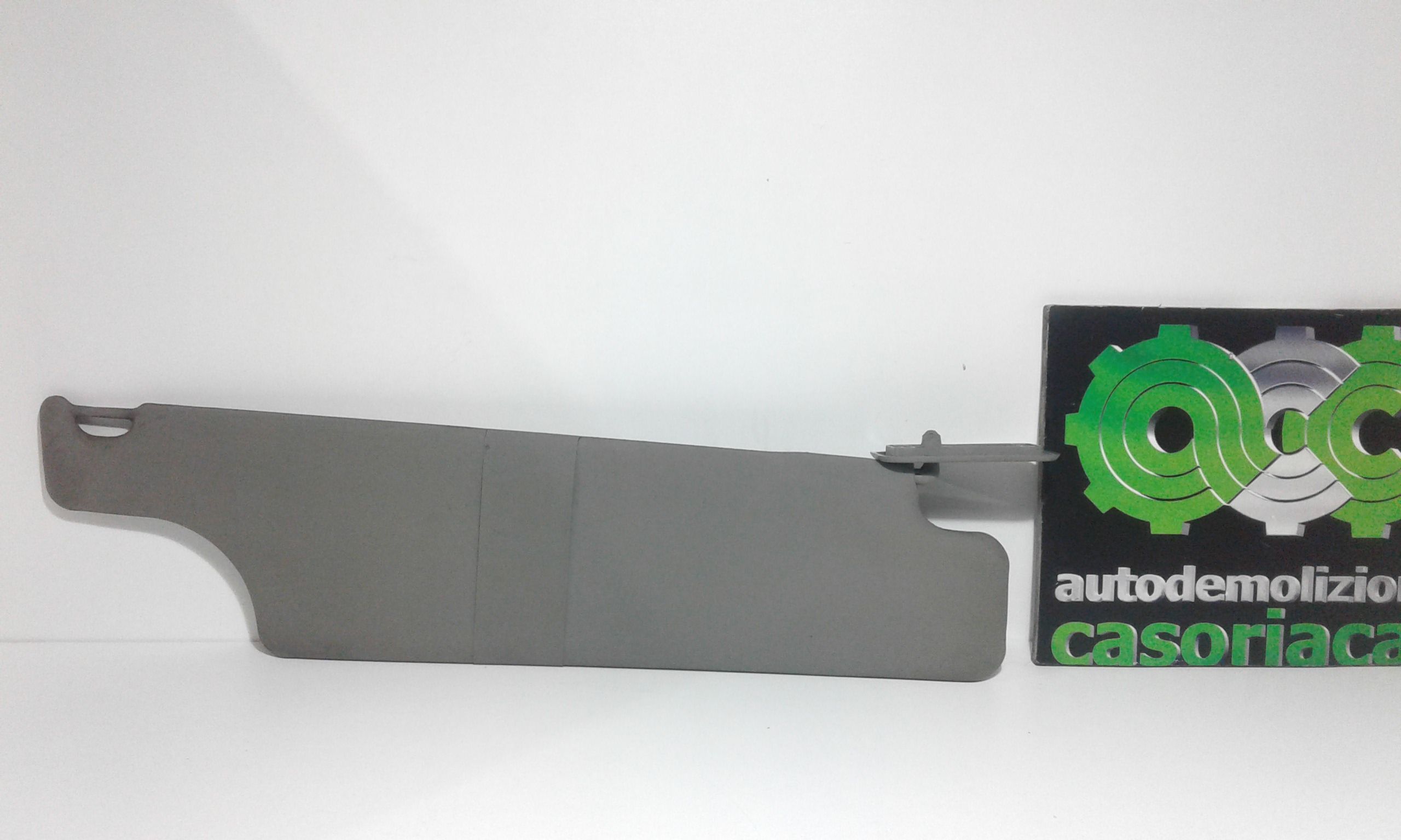 Aletta Parasole Parabrezza Destro 964003851R Usato