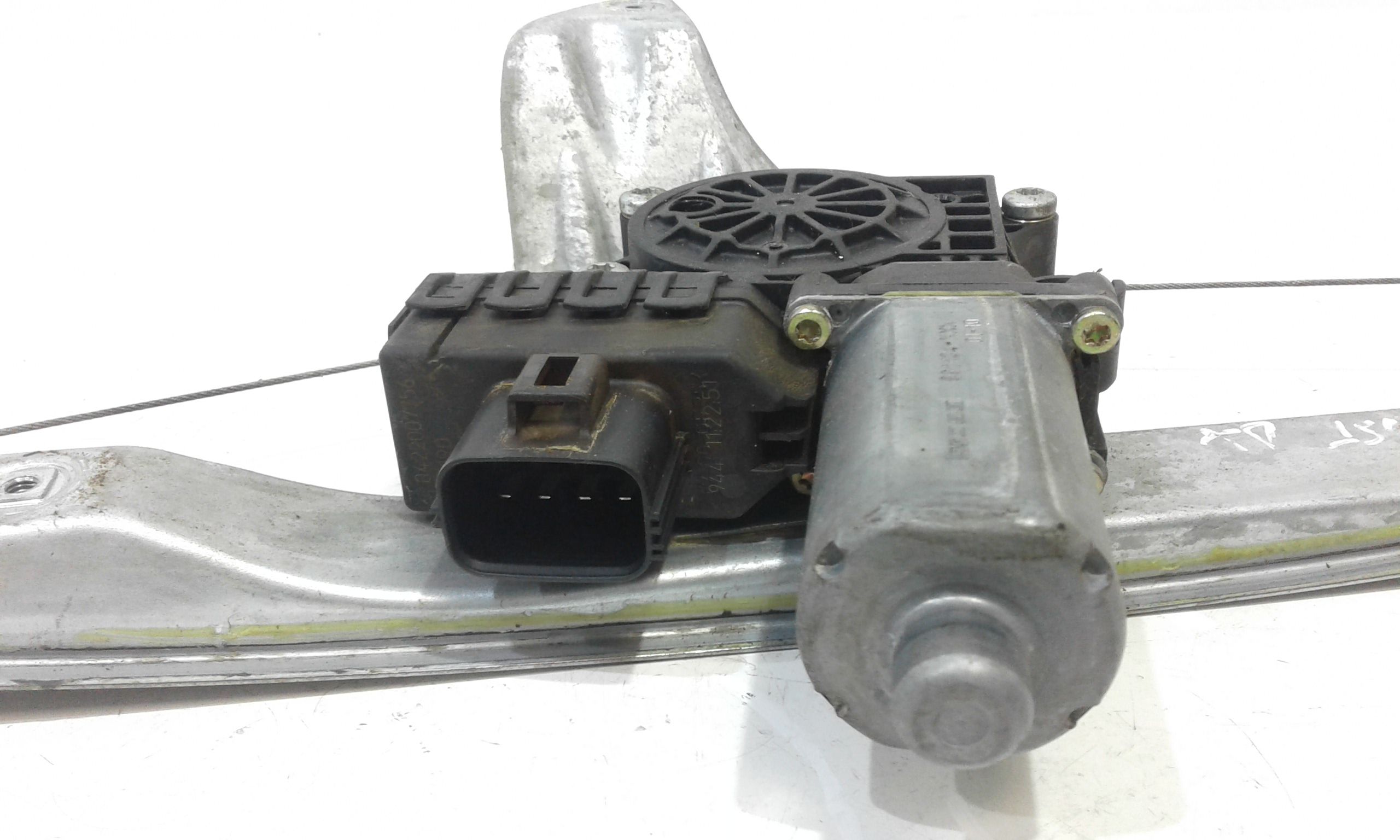 Alzacristallo Porta Post. Destro C2S37070 Usato