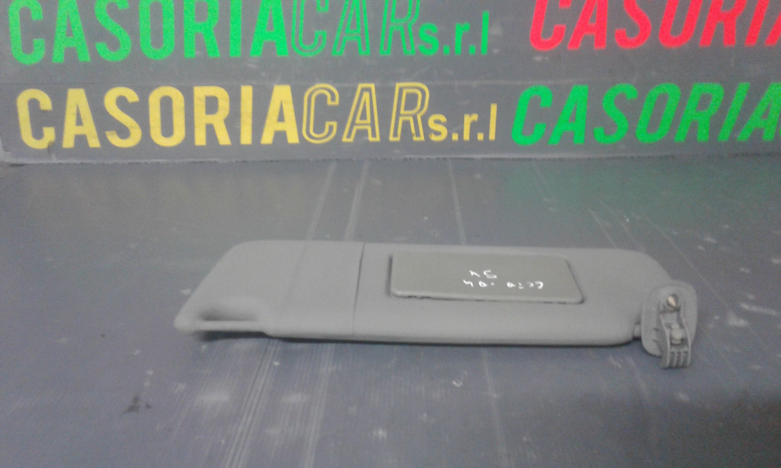 Aletta Parasole Parabrezza Sinistro 8200249085 Usato