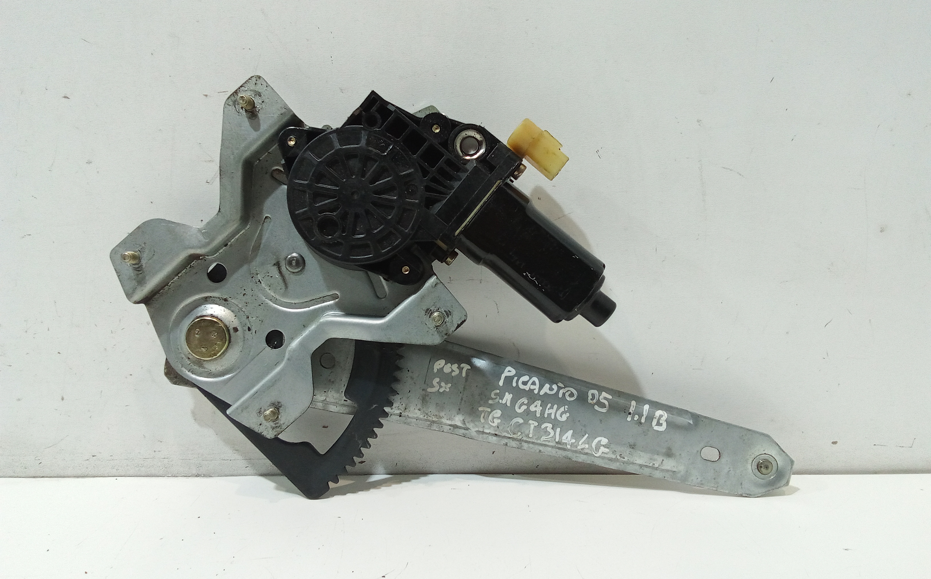 Alzacristallo Porta Post. Destro 8340207000 Usato