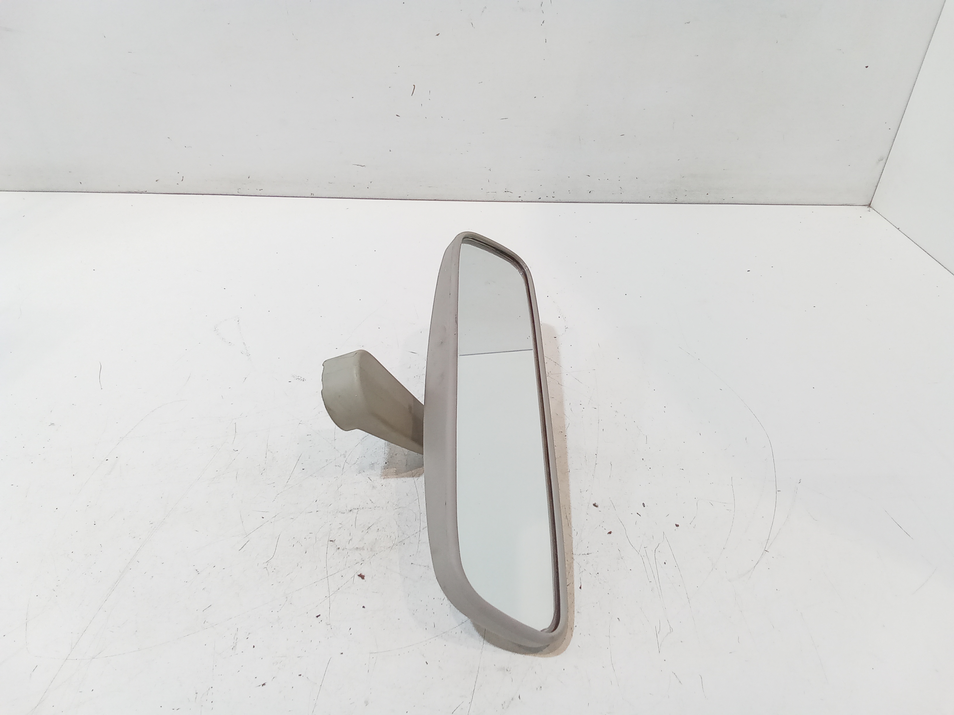 Retrovisore Interno 8477063J00000 Usato