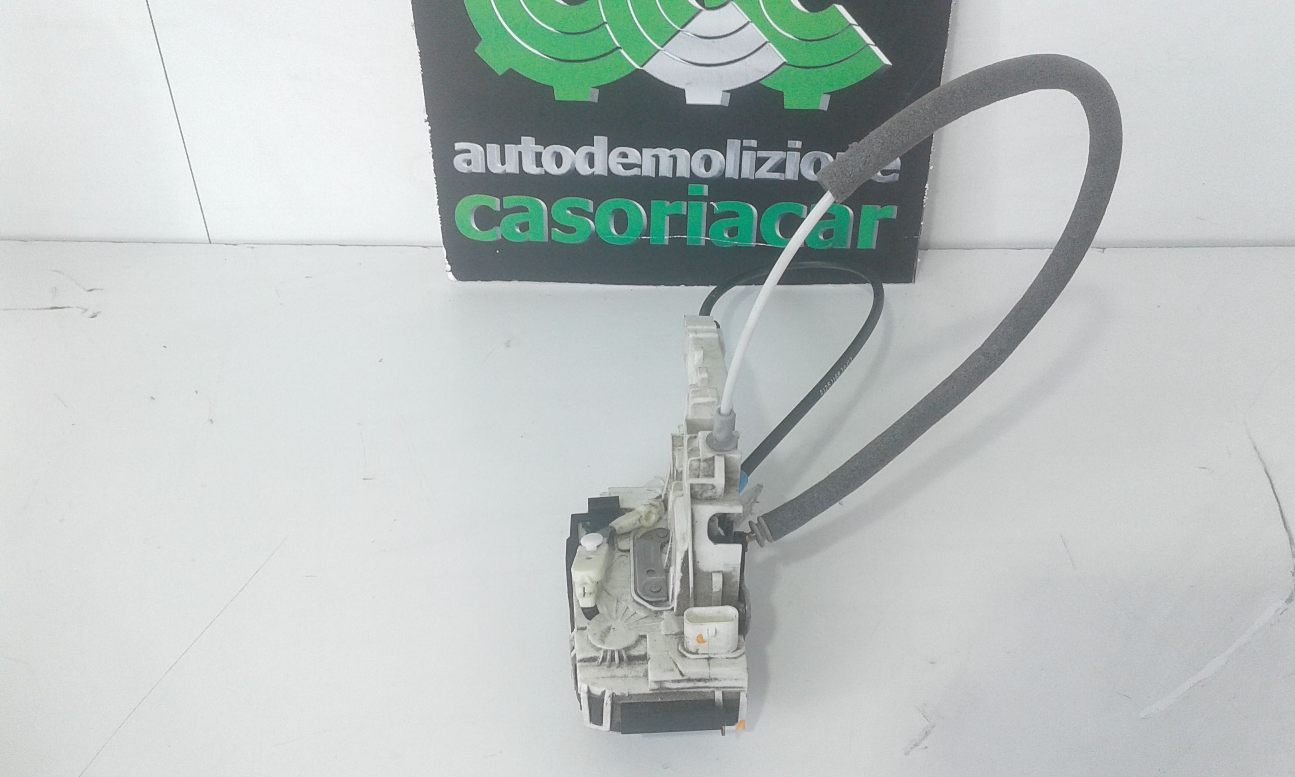 Serratura Porta Ant. Sinistro A9067202135 Usato