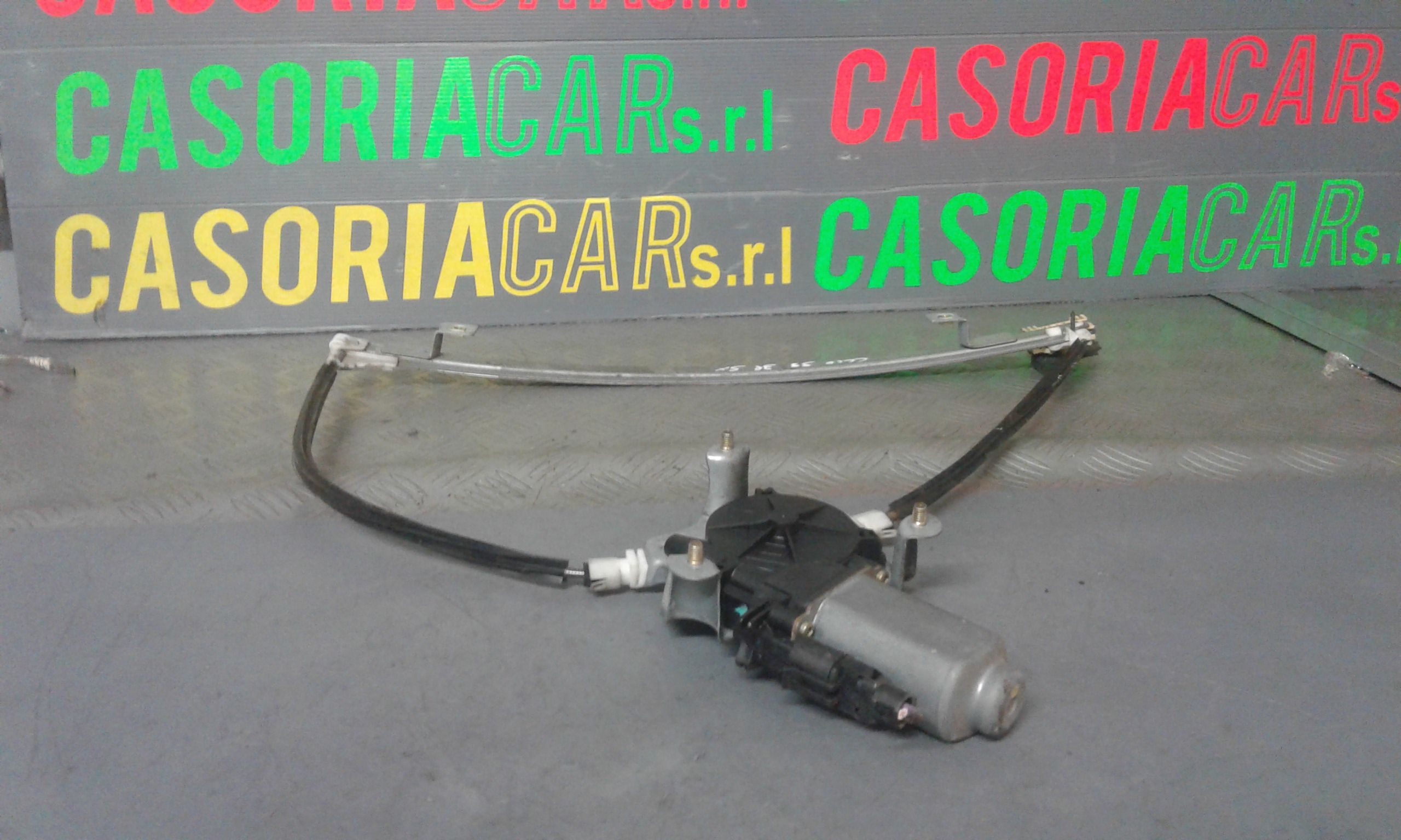 Alzacristallo Porta Ant. Sinistro Usato