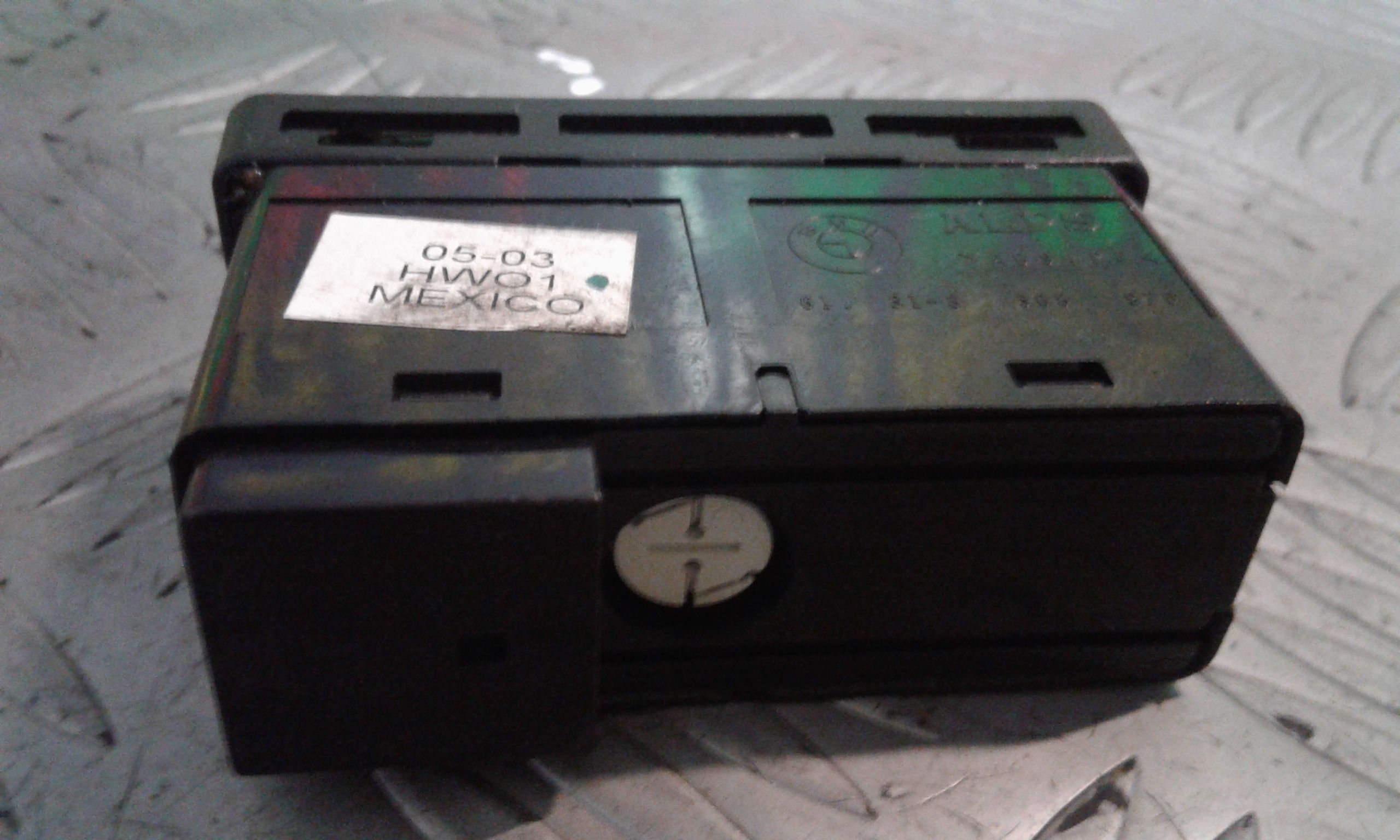 Interruttore Luci Emergenza 61318368920 Usato