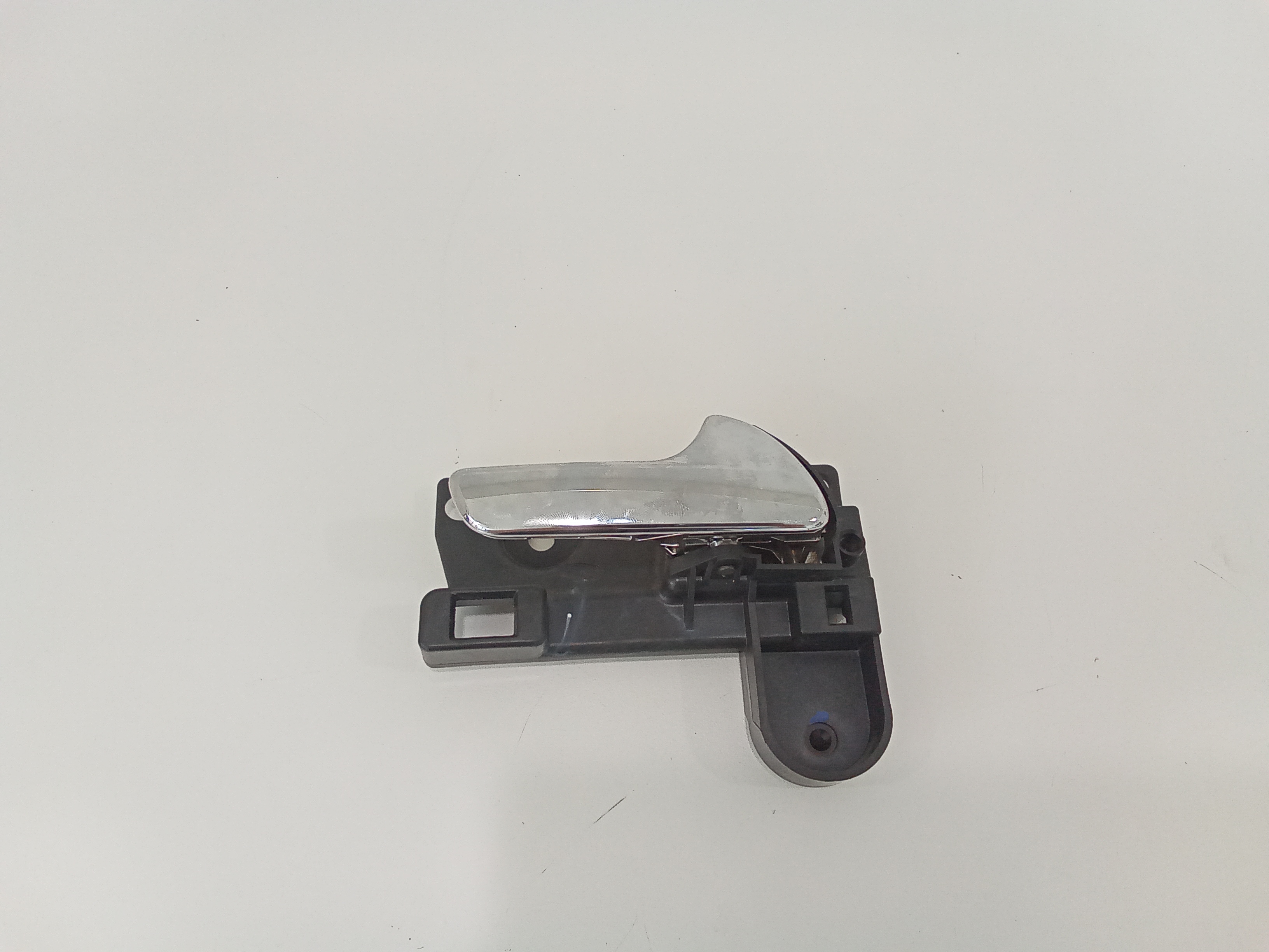 Maniglia Int. Apertura Porta Ant. Destro Usato