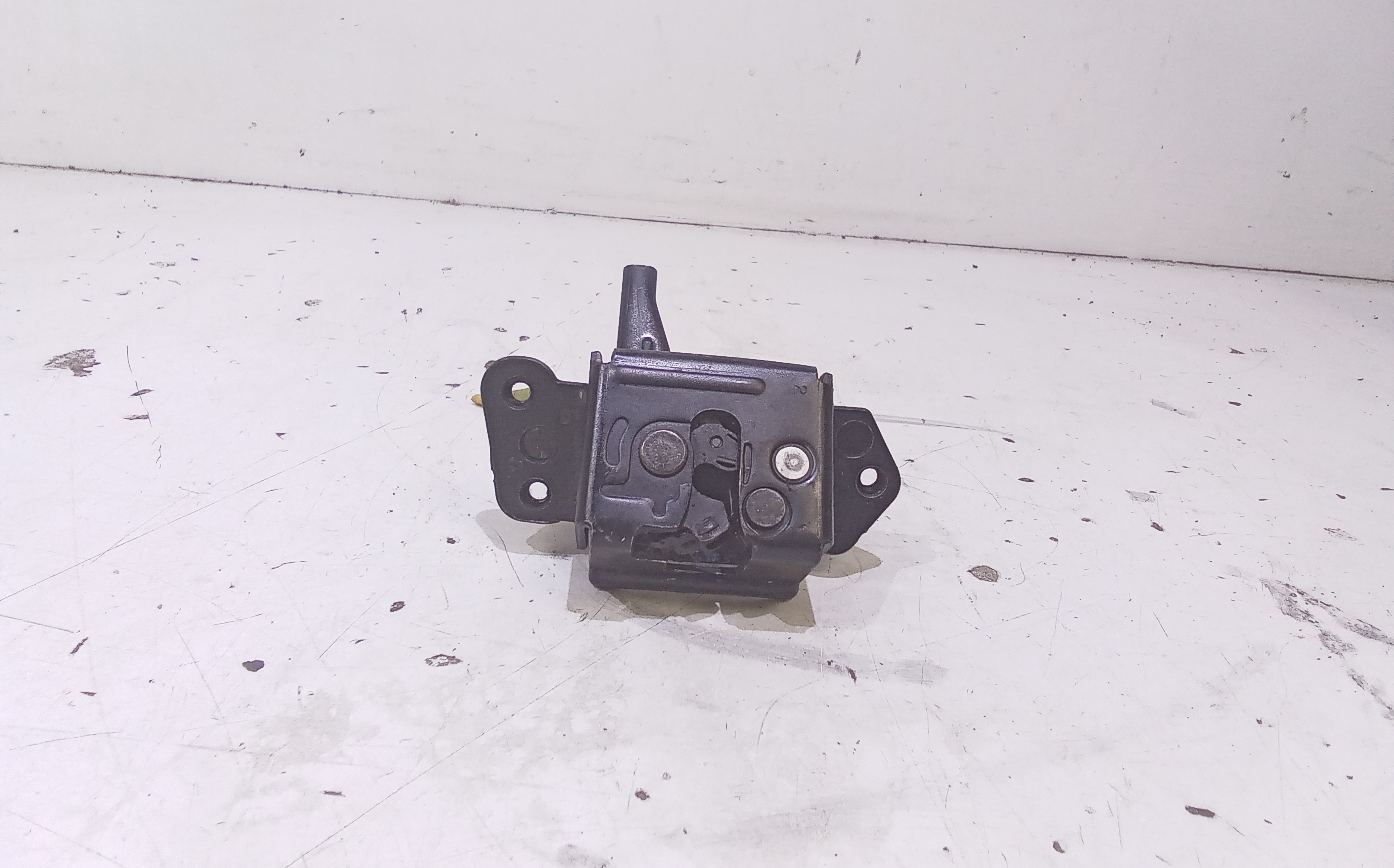 Serratura Cofano Post. Usato