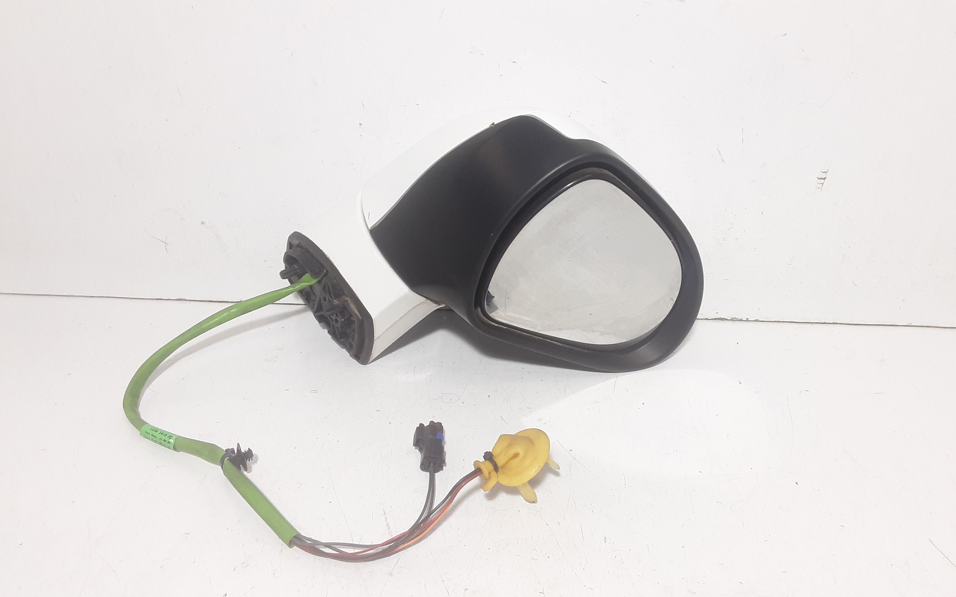 Retrovisore Est. Destro Usato