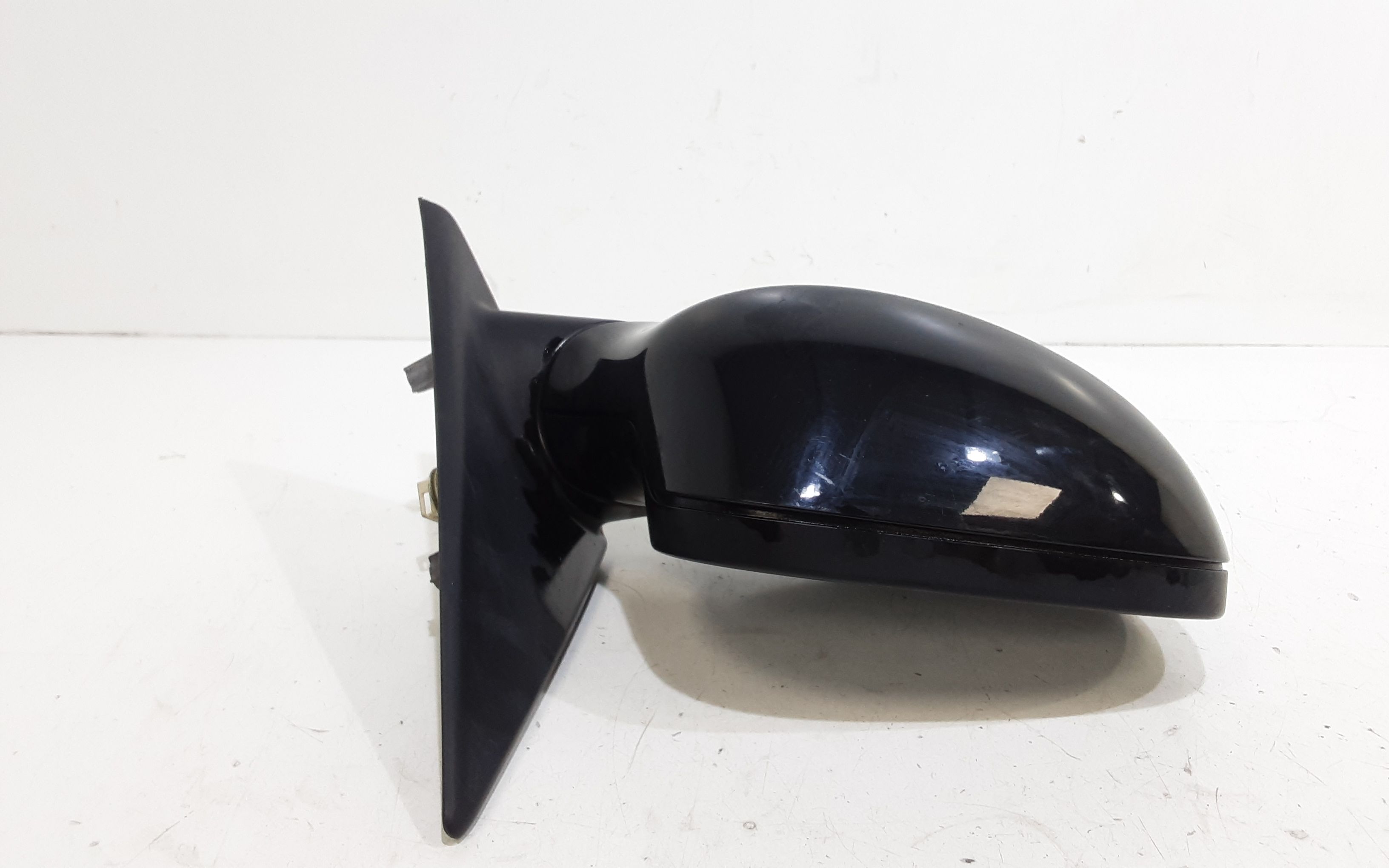 Retrovisore Est. Destro Usato