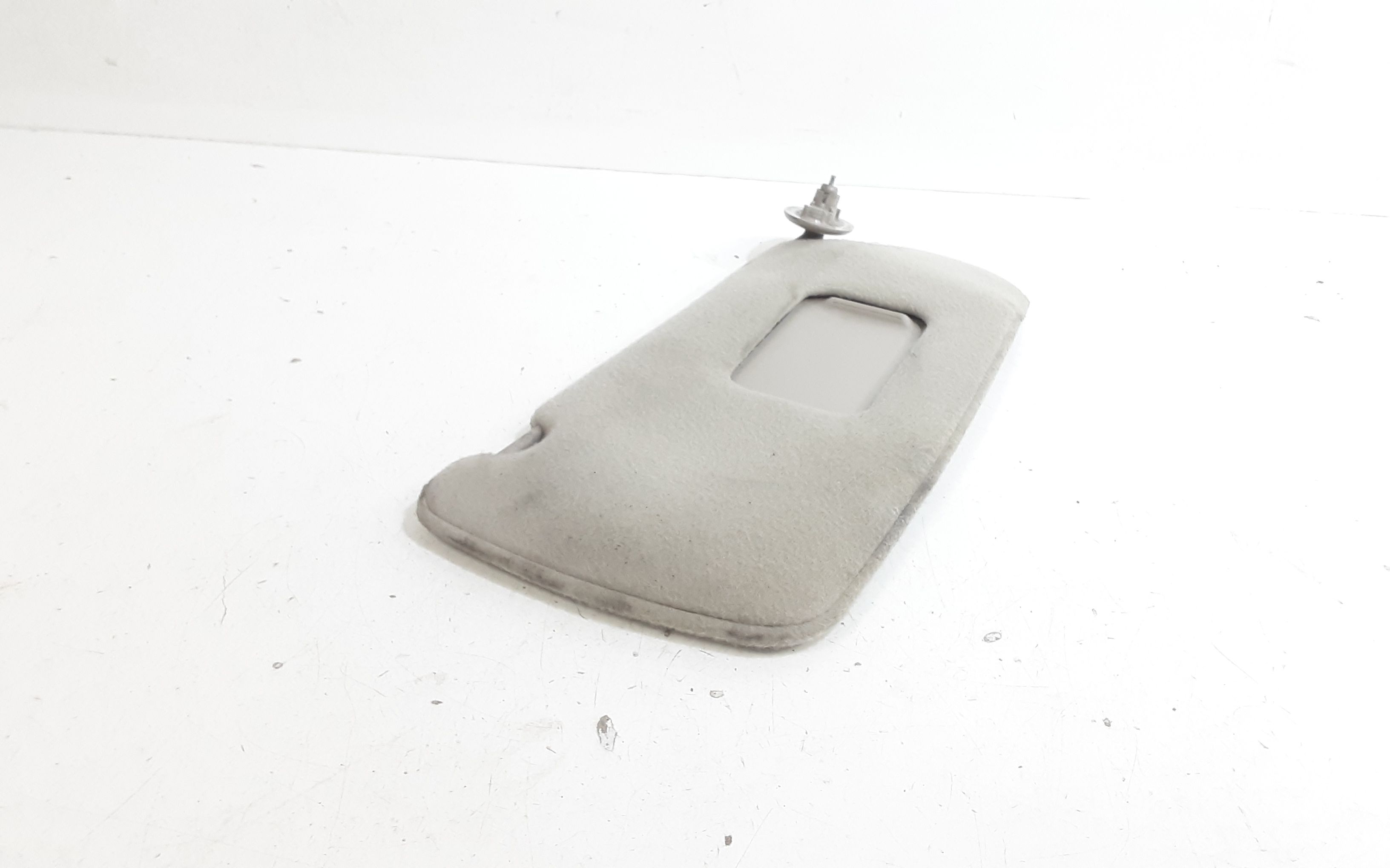 Aletta Parasole Parabrezza Destro K0YX58BD1AC Usato