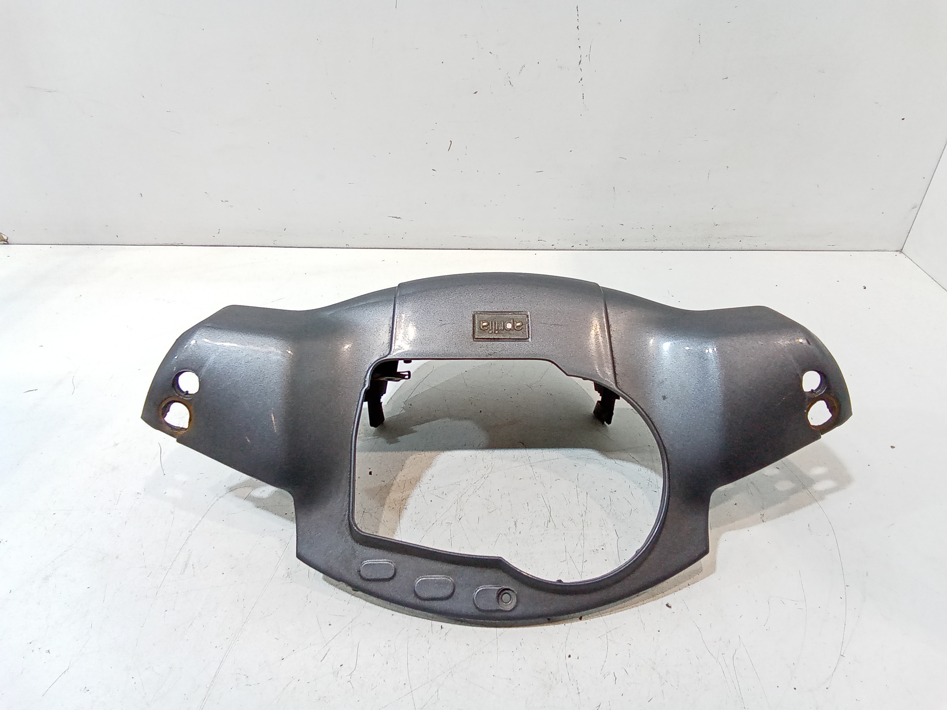 Cornice Portastrumenti Usato