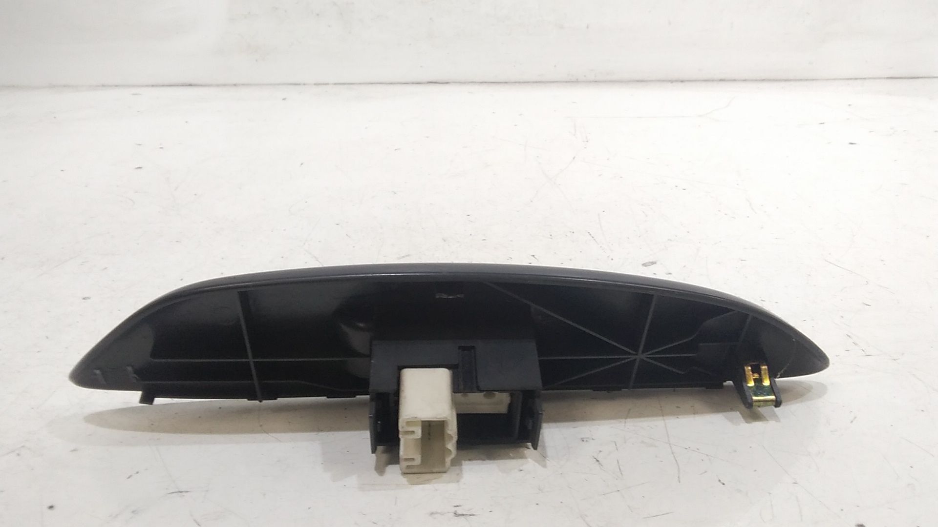 Interruttore Alzacristalli Porta Ant. Destro 8481012080 Usato