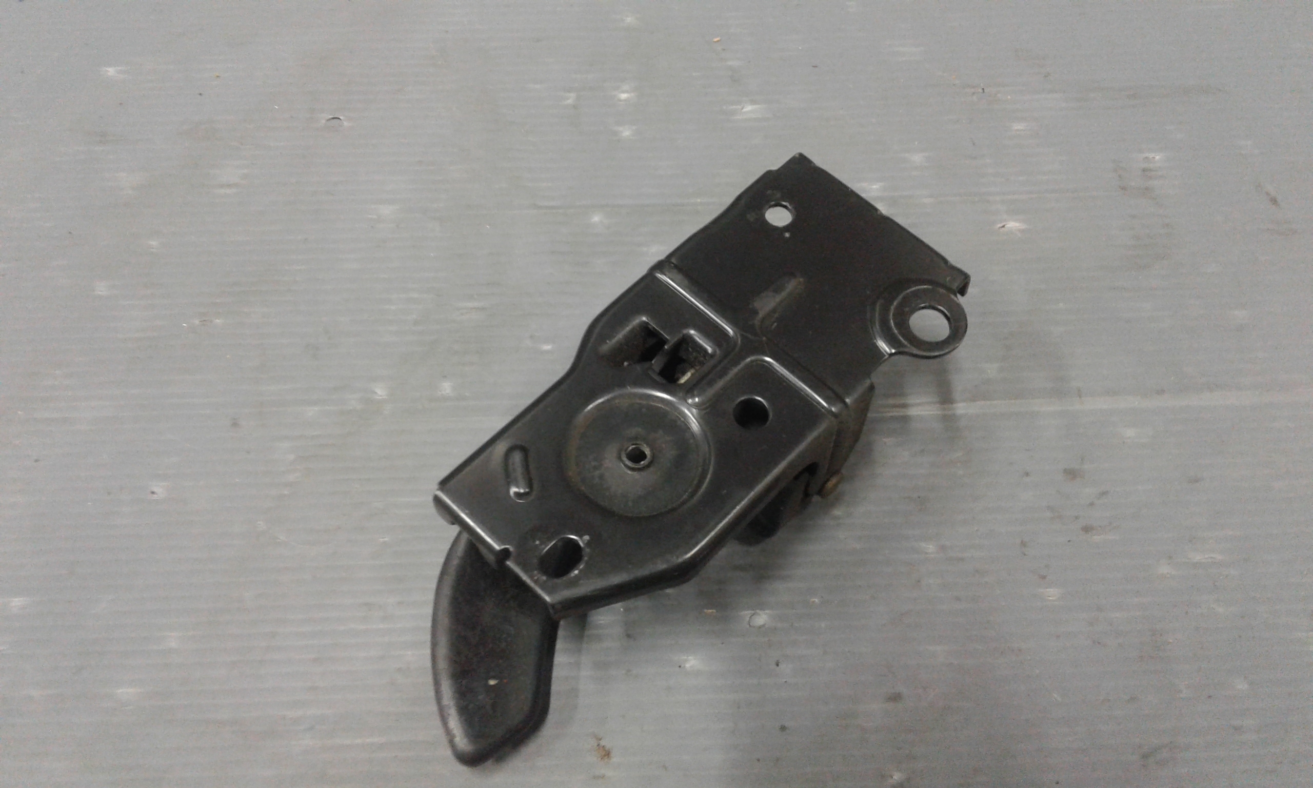 Maniglia Int. Apertura Porta Ant. Destro Usato