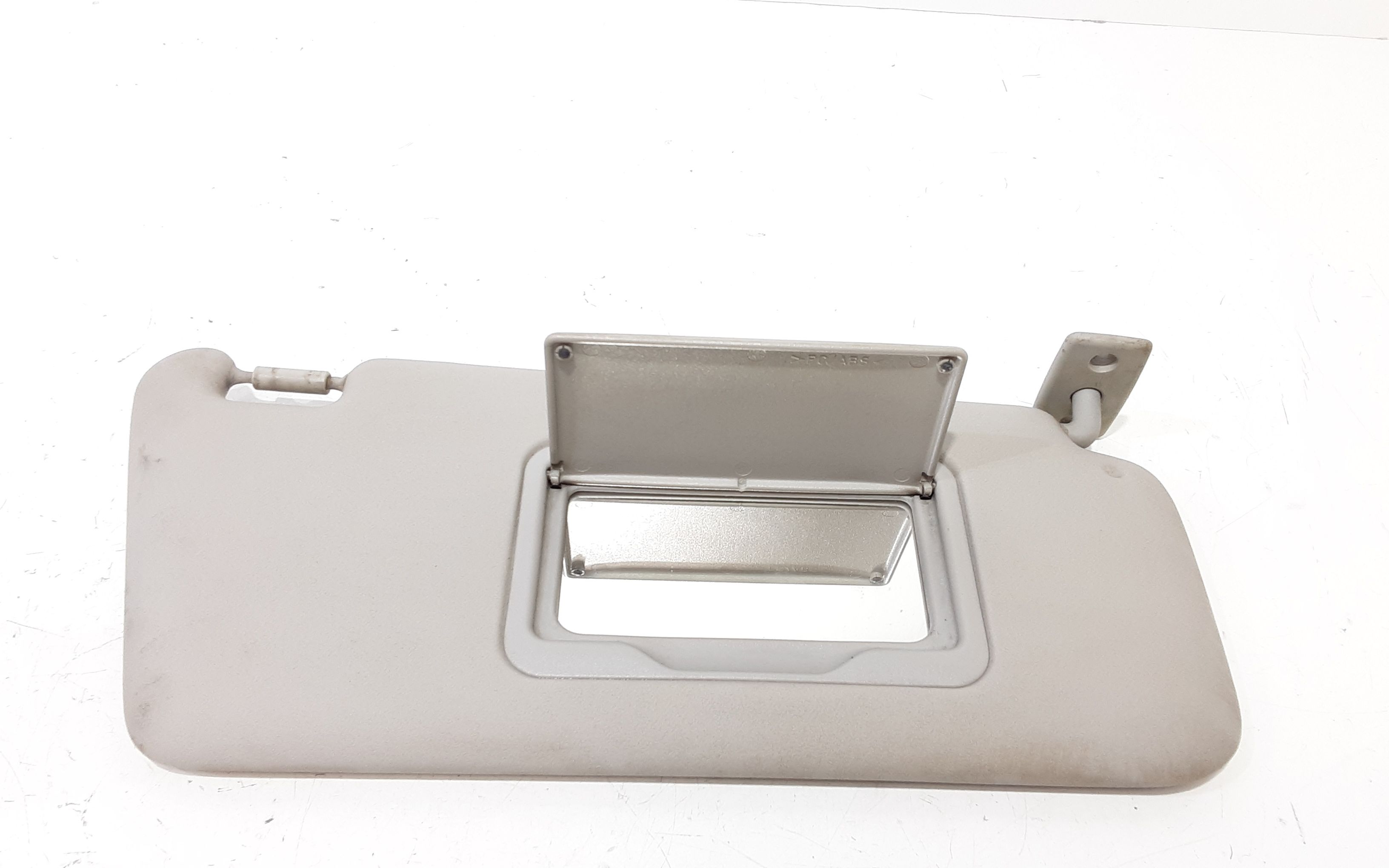 Aletta Parasole Parabrezza Destro A1688100410 Usato