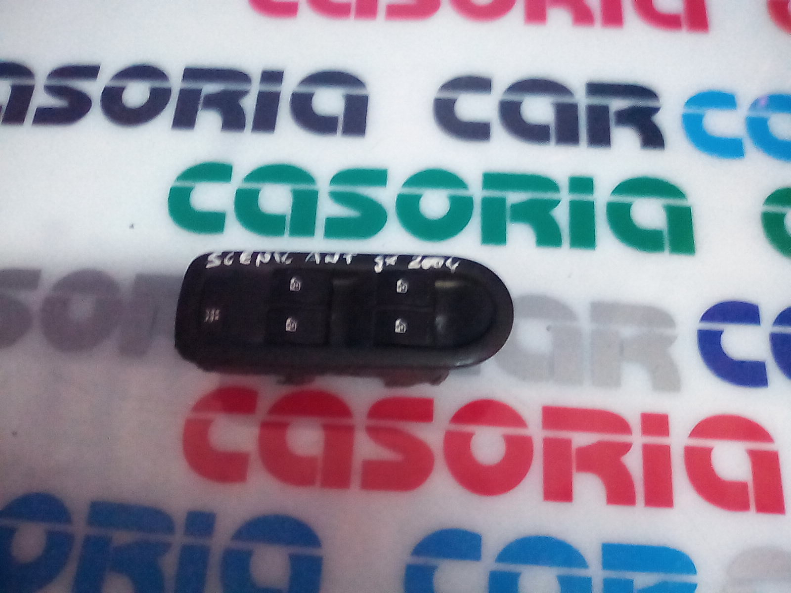 Interruttore Alzacristalli Porta Ant. Sinistro 8200107772 Usato