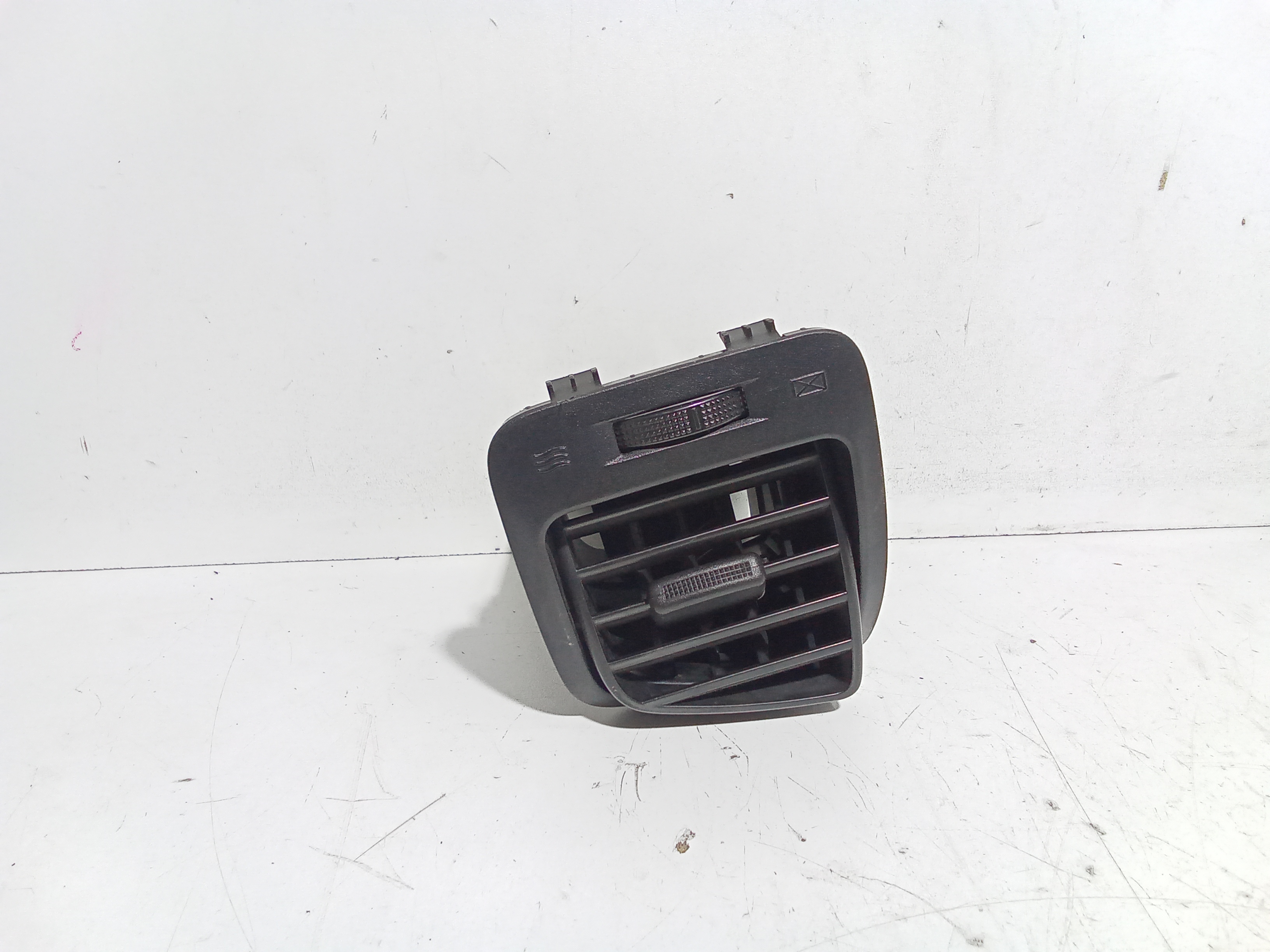 Condotto Aria Bocchette Lat. Cruscotto Destro Usato