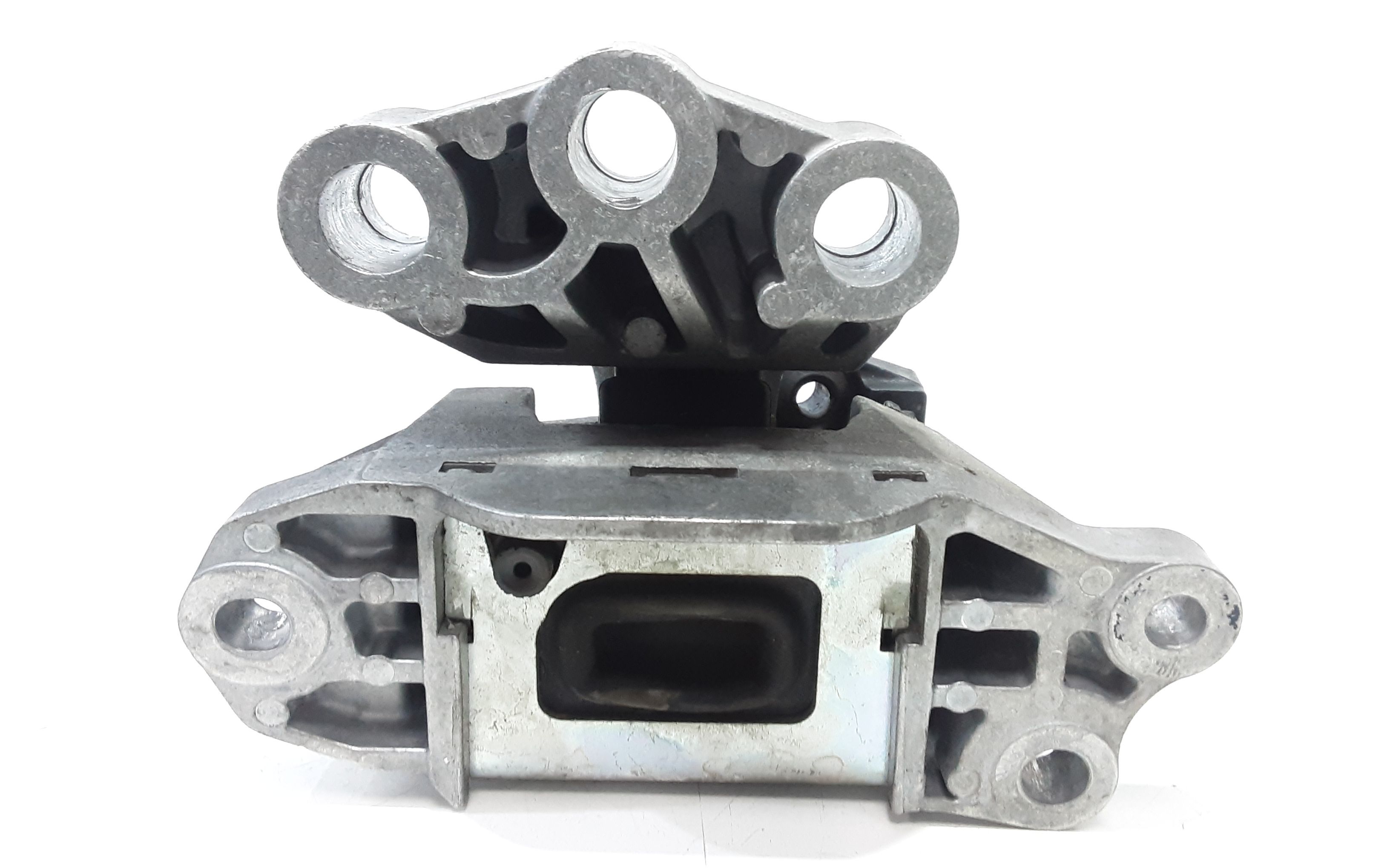 Piastra Alloggiamento Supporto Motore (Con Eventuale Bielletta O Tirante Associato) Usato