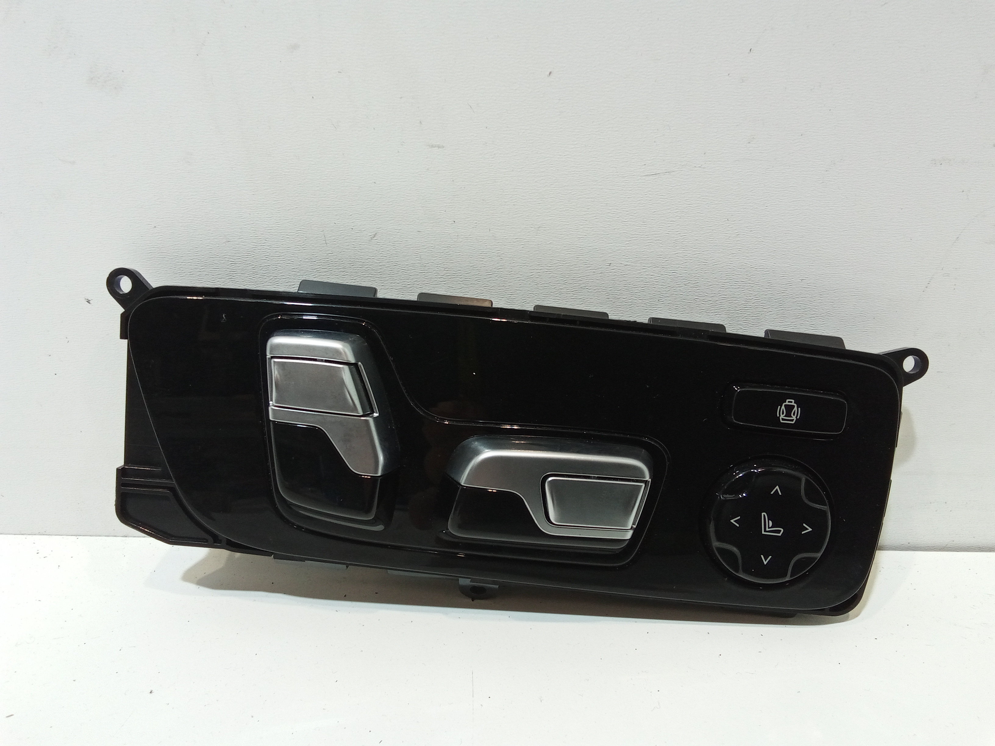 Interruttore Regolazione Sedile Destro Usato