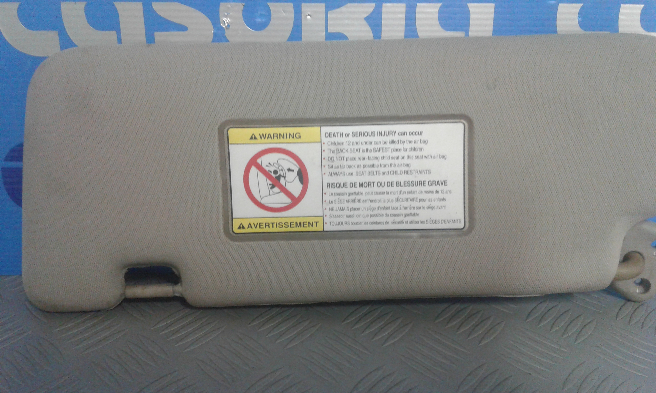 Aletta Parasole Parabrezza Destro 7612009001ABR Usato