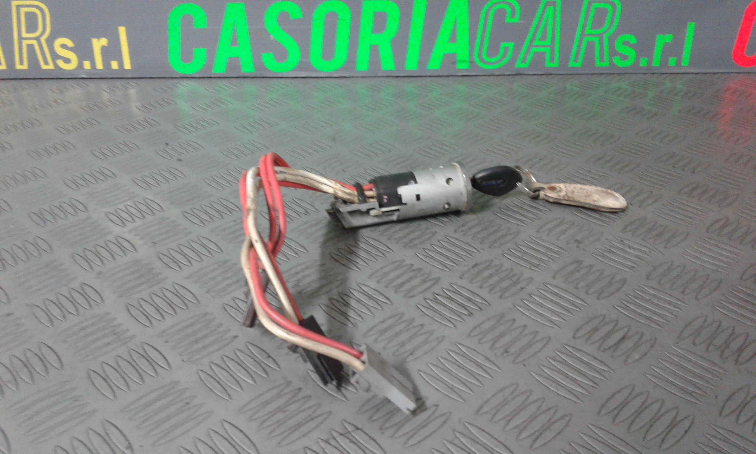 Commutatore Avviamento Con Cilindretti Serrature Usato