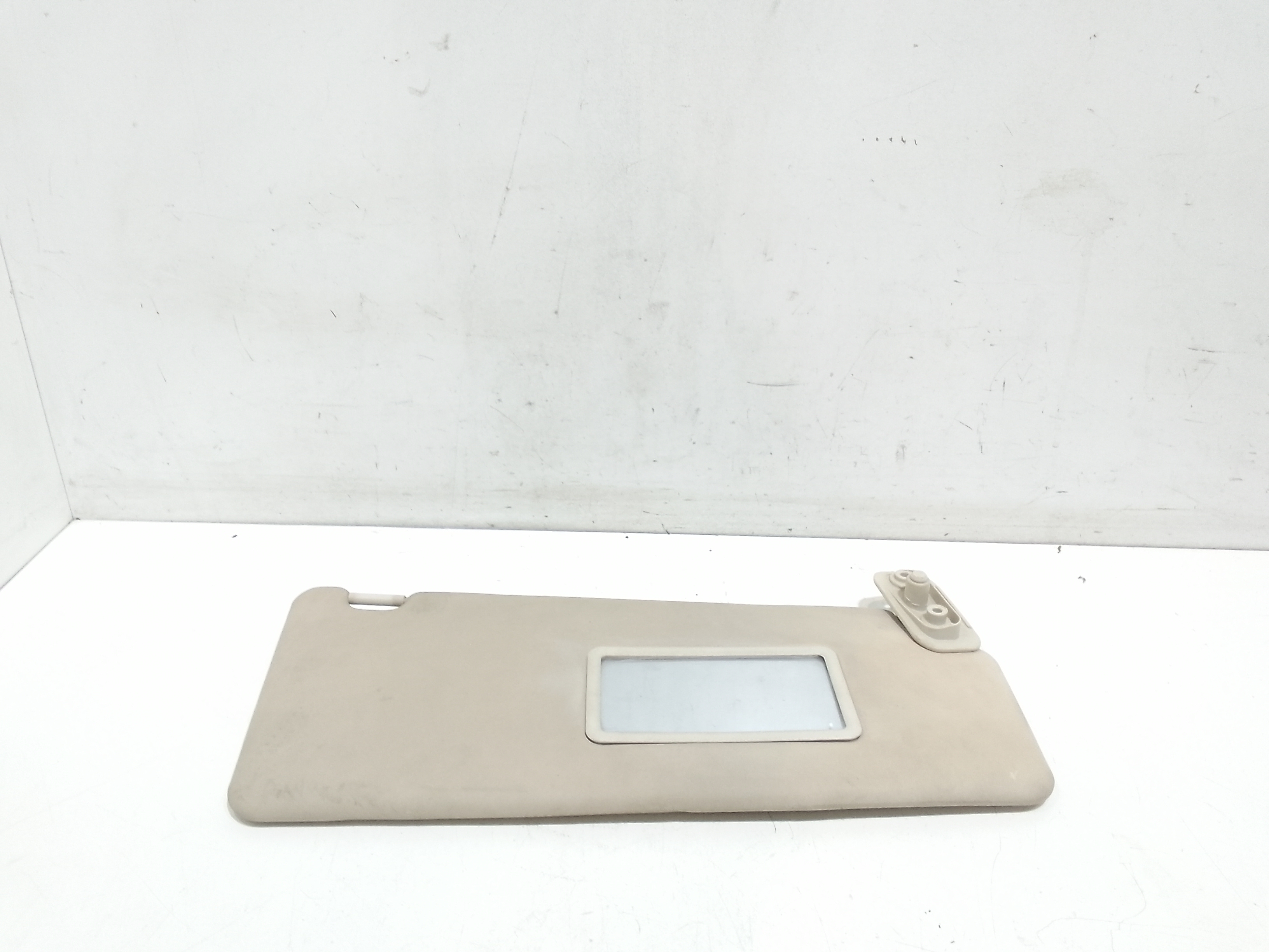 Aletta Parasole Parabrezza Destro 735295147 Usato