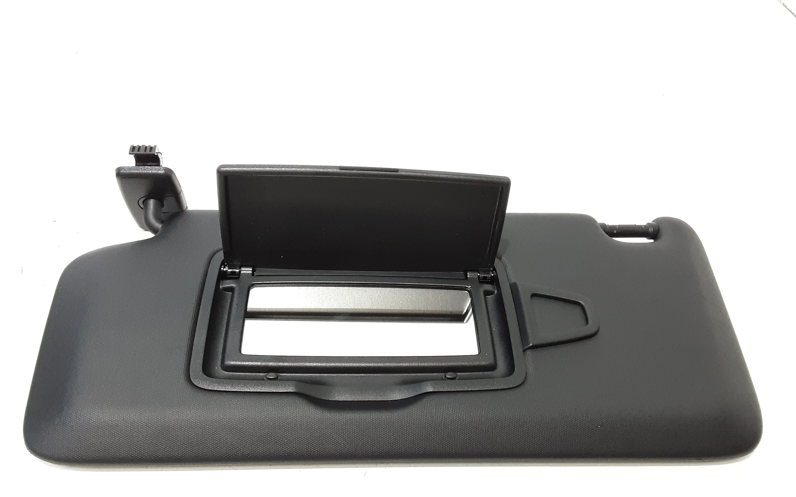 Aletta Parasole Parabrezza Sinistro A1778105900 Usato