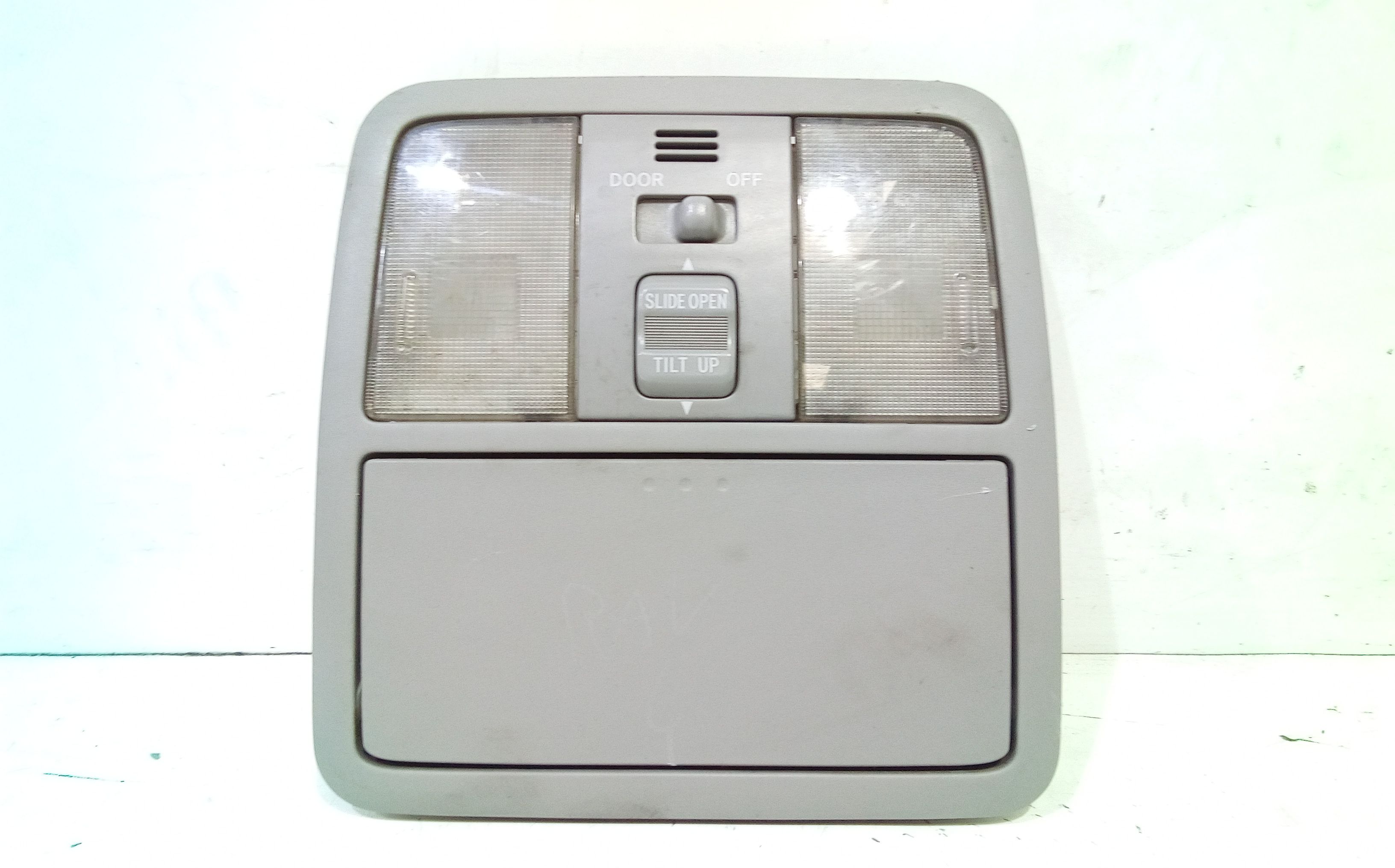 Luce Cortesia Ant. Tetto Usato