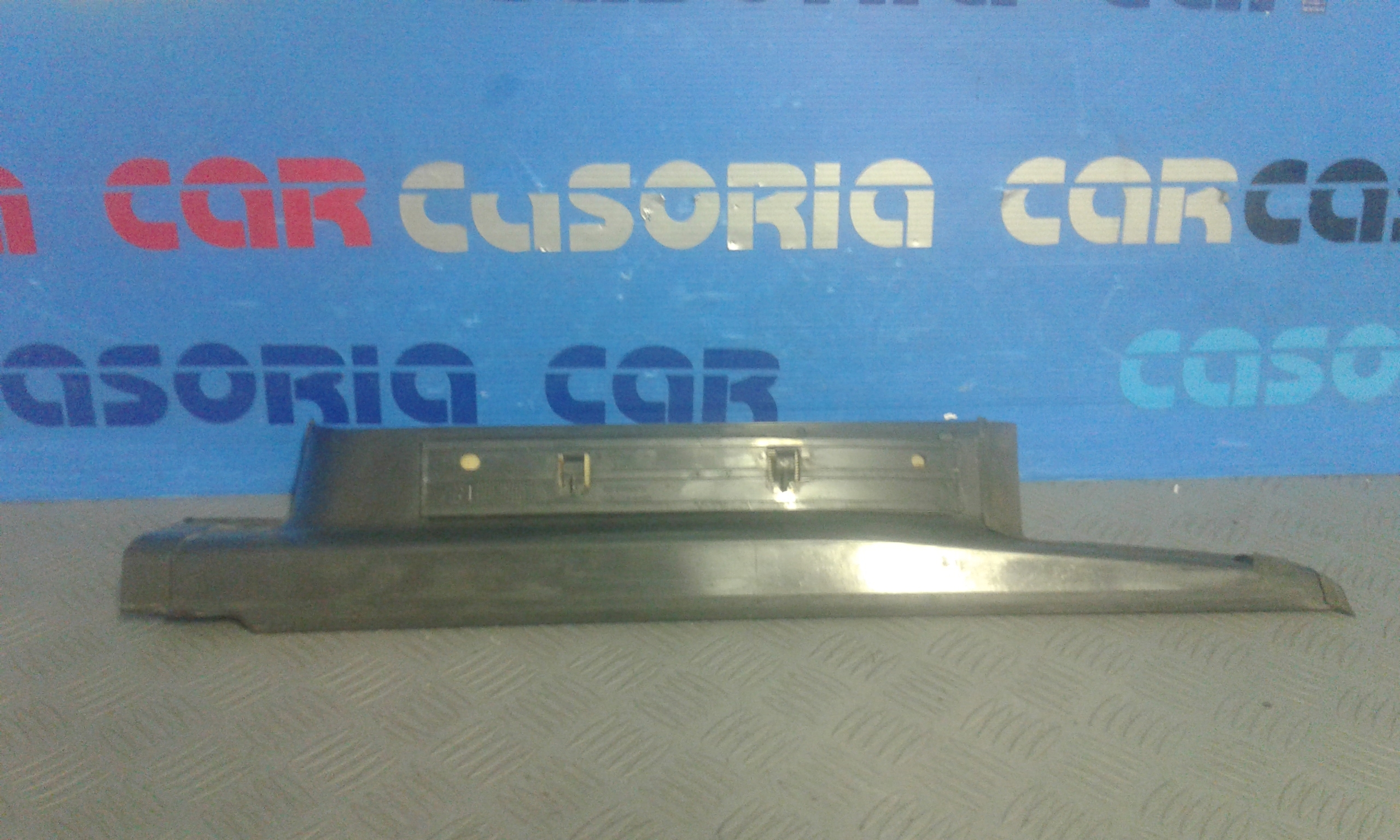 Rivestimento Int. Battitacco Post. Dx Usato