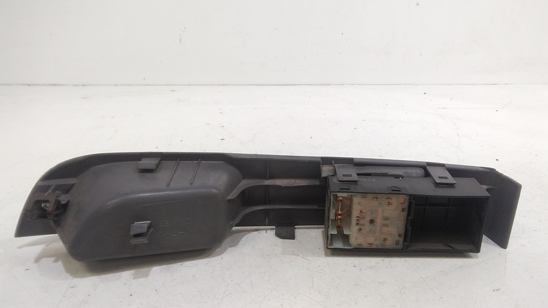 Interruttore Alzacristalli Porta Ant. Sinistro Usato