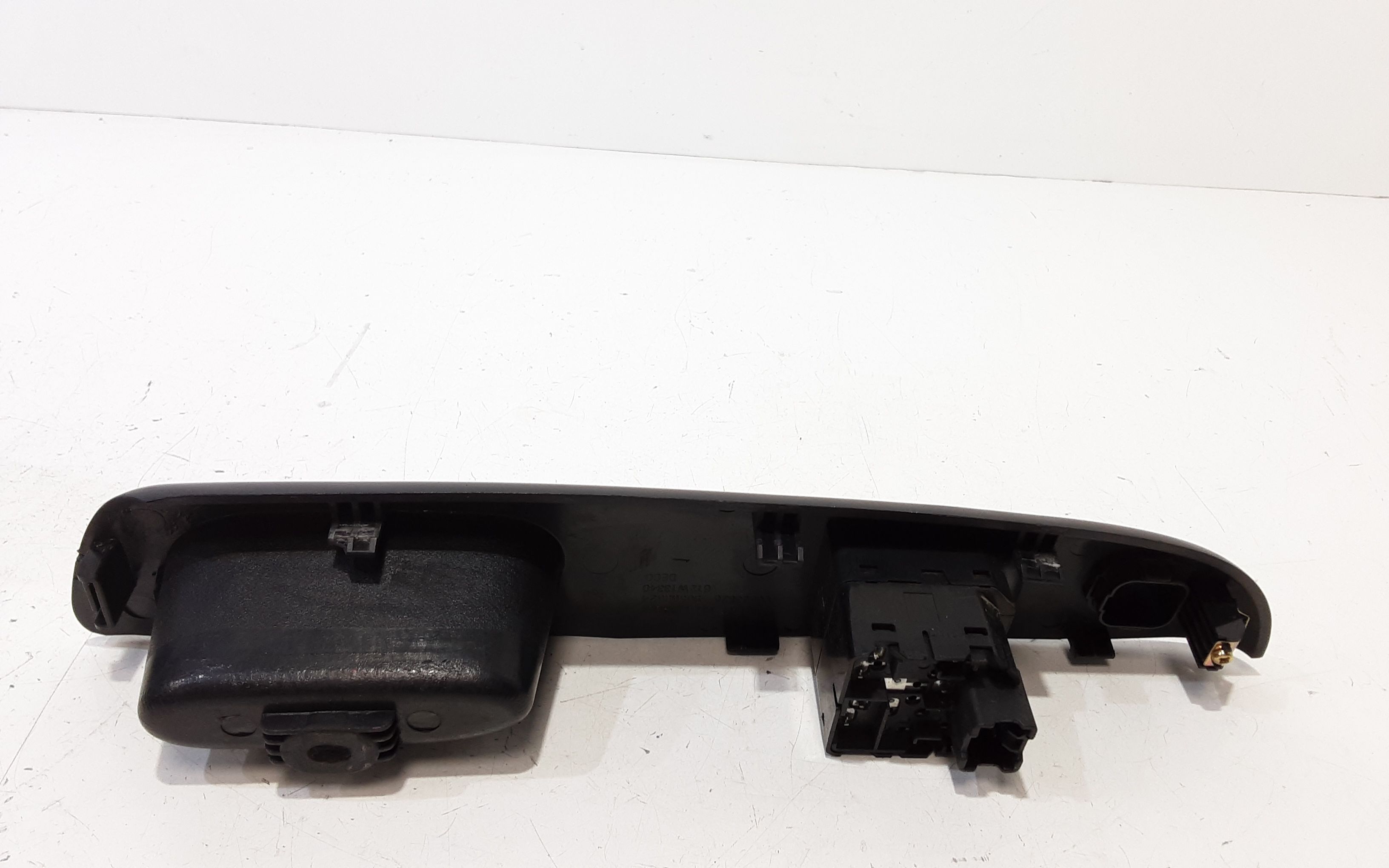 Interruttore Alzacristalli Porta Ant. Sinistro Usato