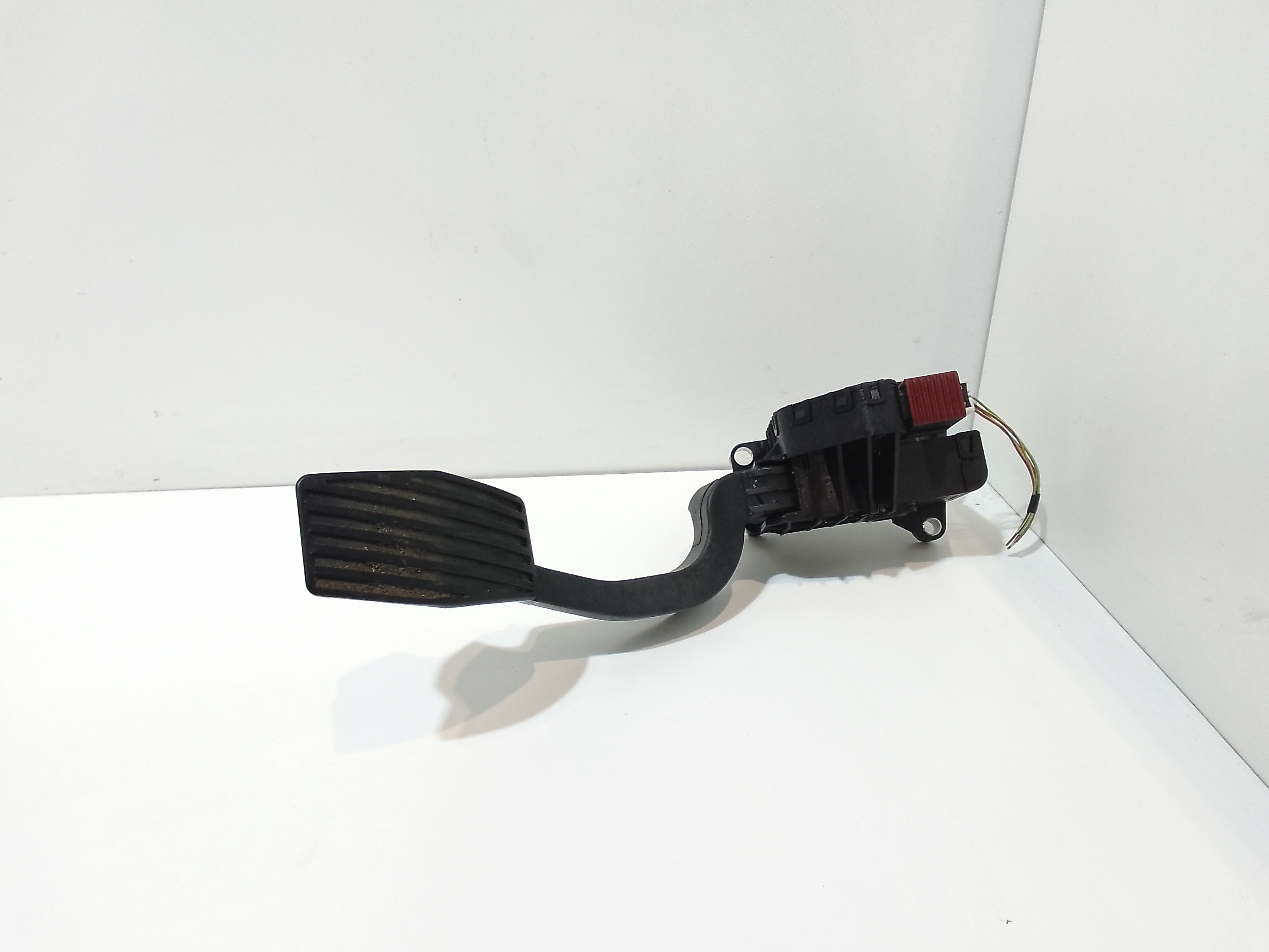 Pedale Acceleratore 13305804 Usato