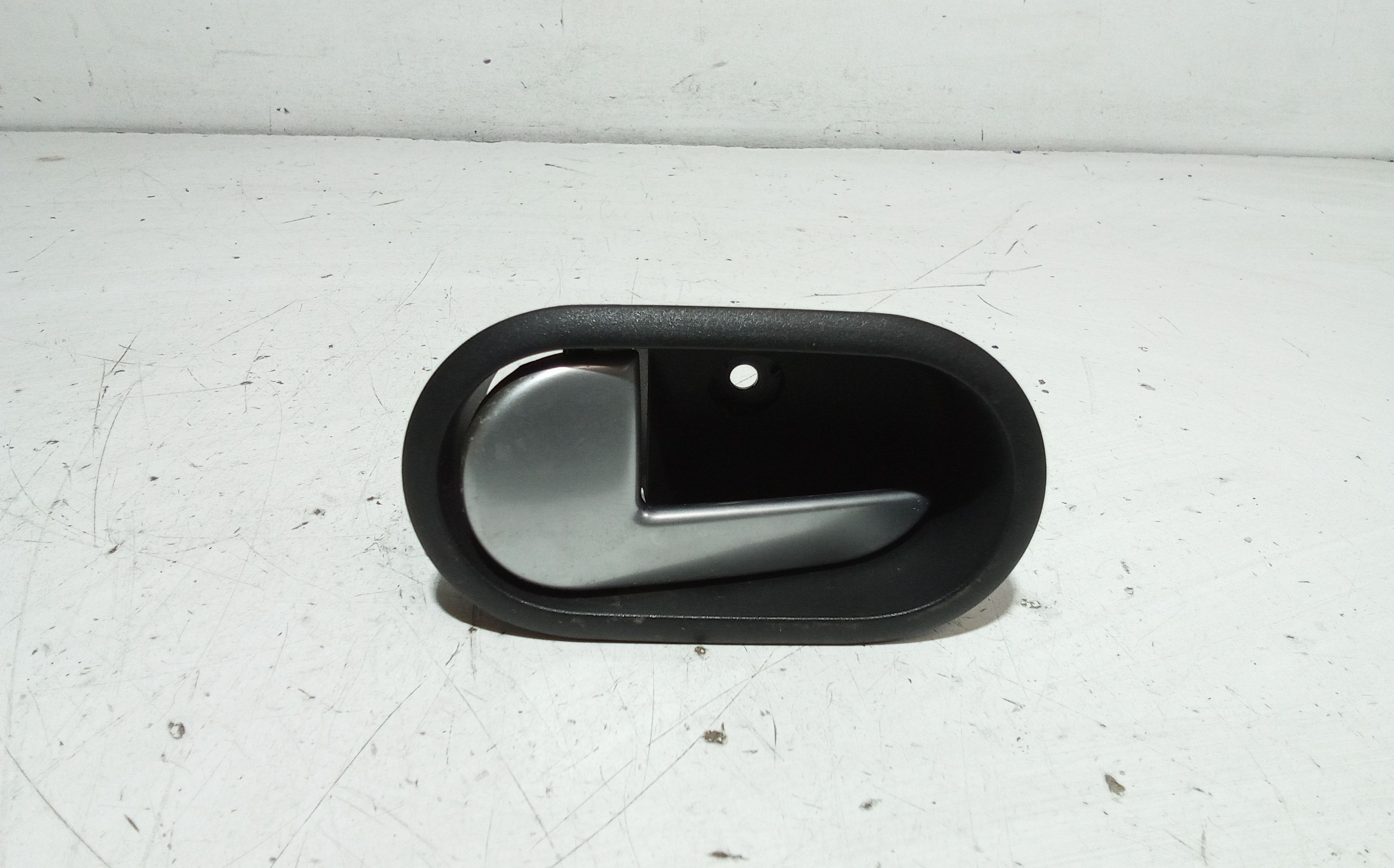 Maniglia Int. Apertura Porta Post. Sinistro 1220159 Usato