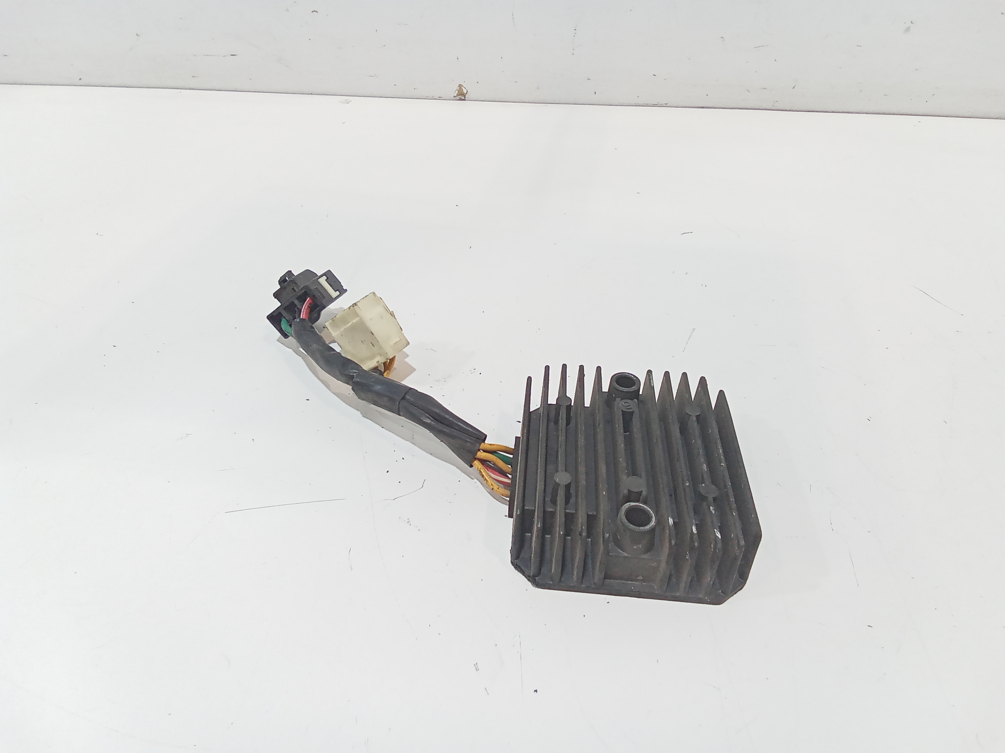 Regolatore Tensione Usato