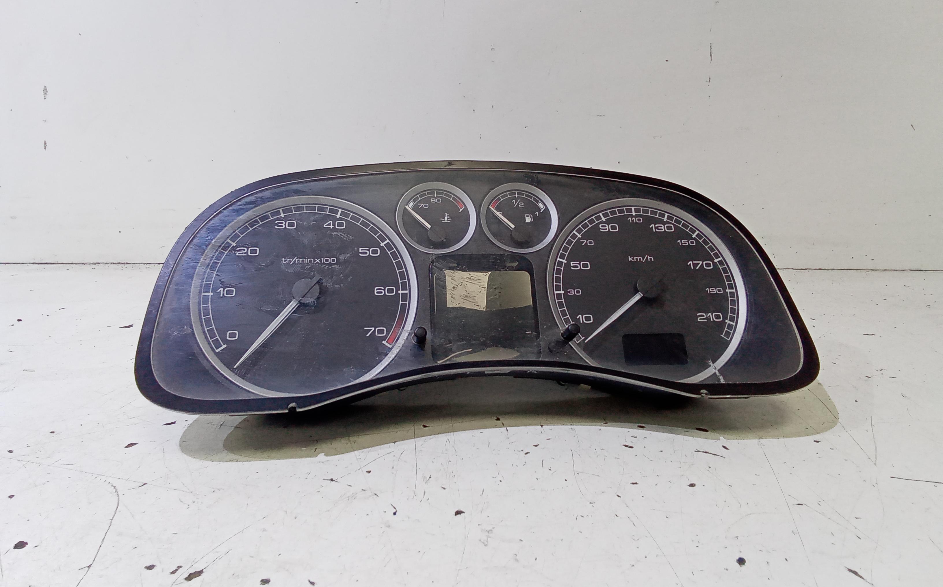 Quadro Portastrumenti Usato