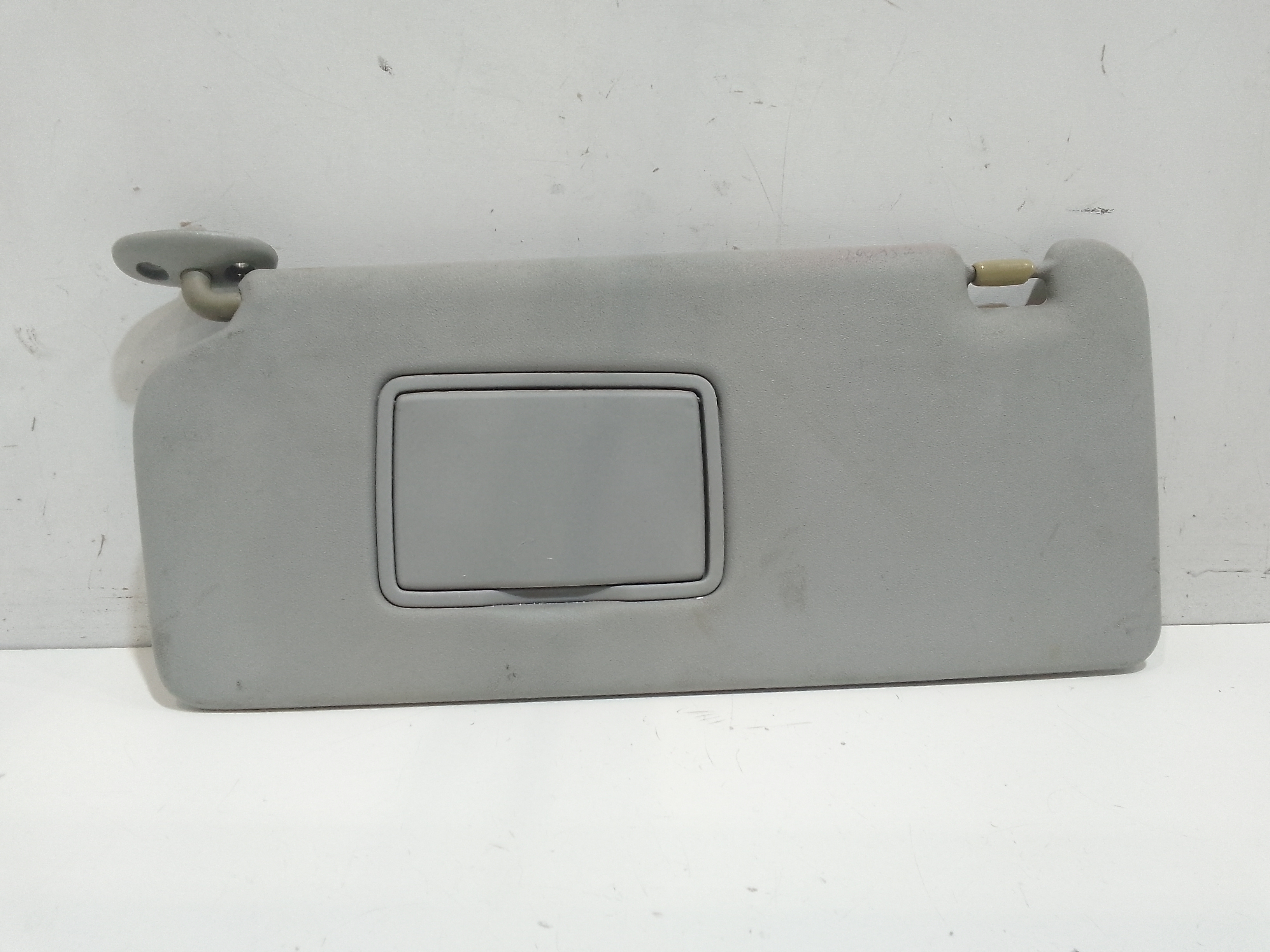 Aletta Parasole Parabrezza Sinistro 83280SAAG41ZA Usato