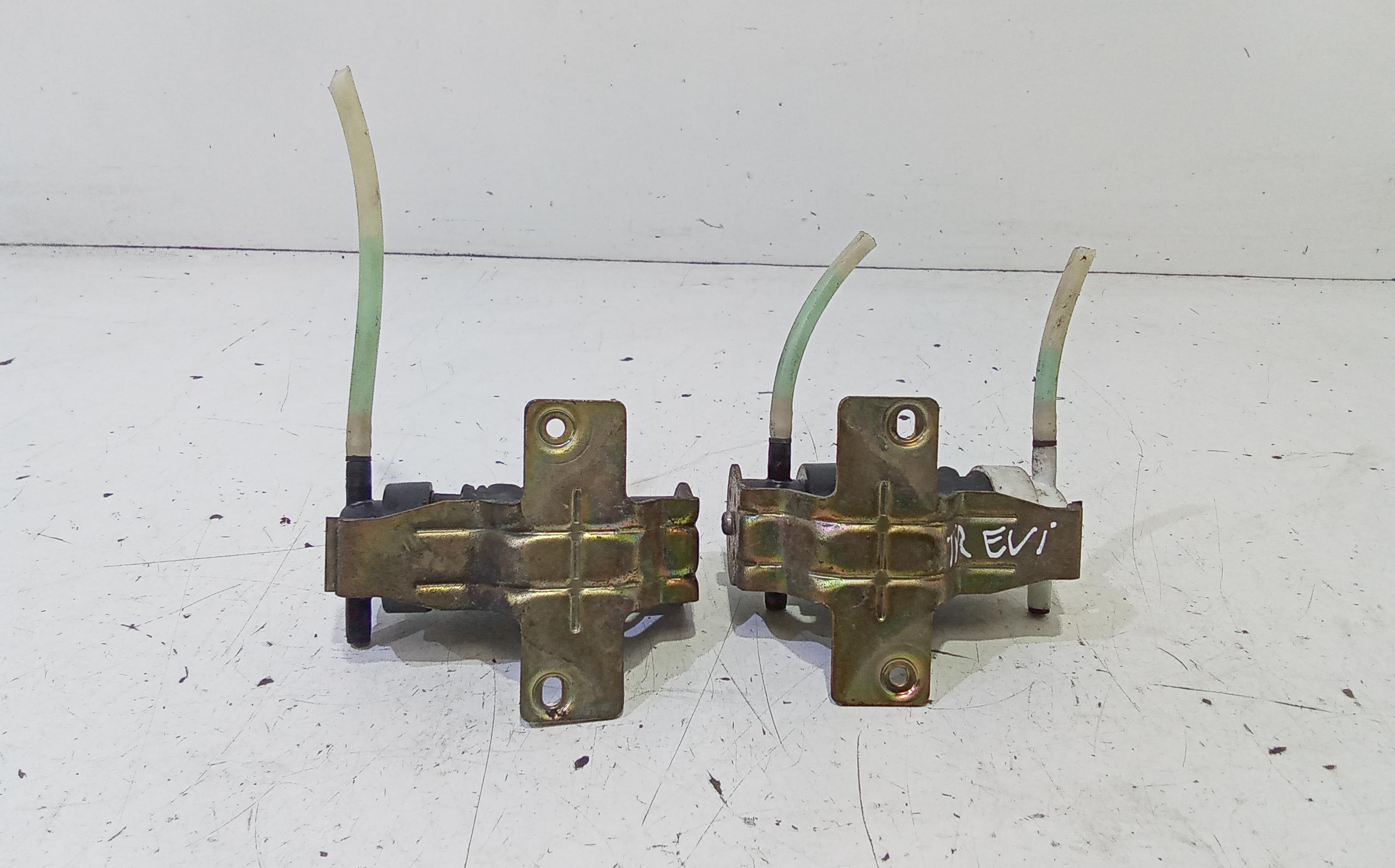 Pompa Tergiparabrezza Usato