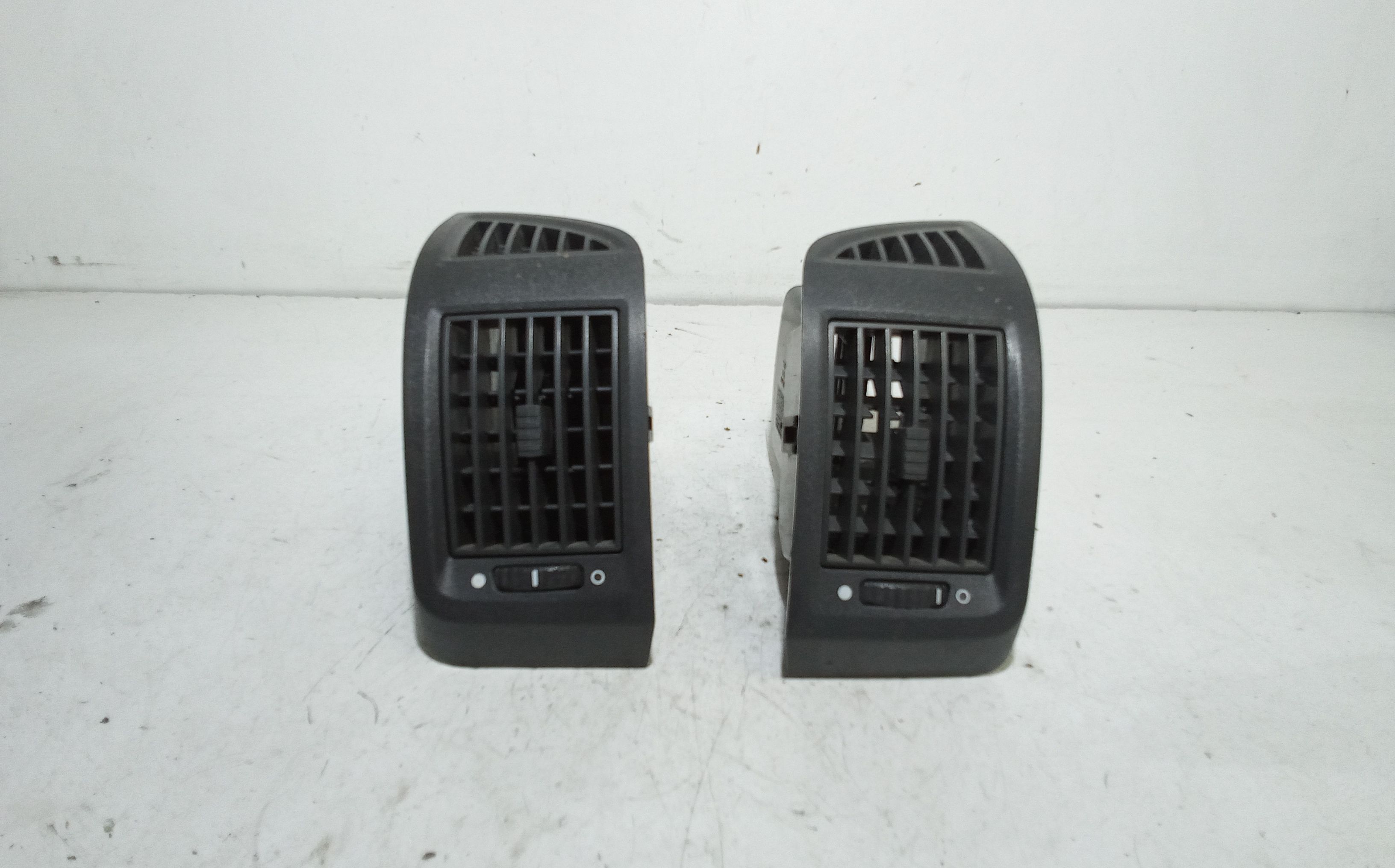 Condotto Aria Bocchette Centr. Sup. Cruscotto Usato