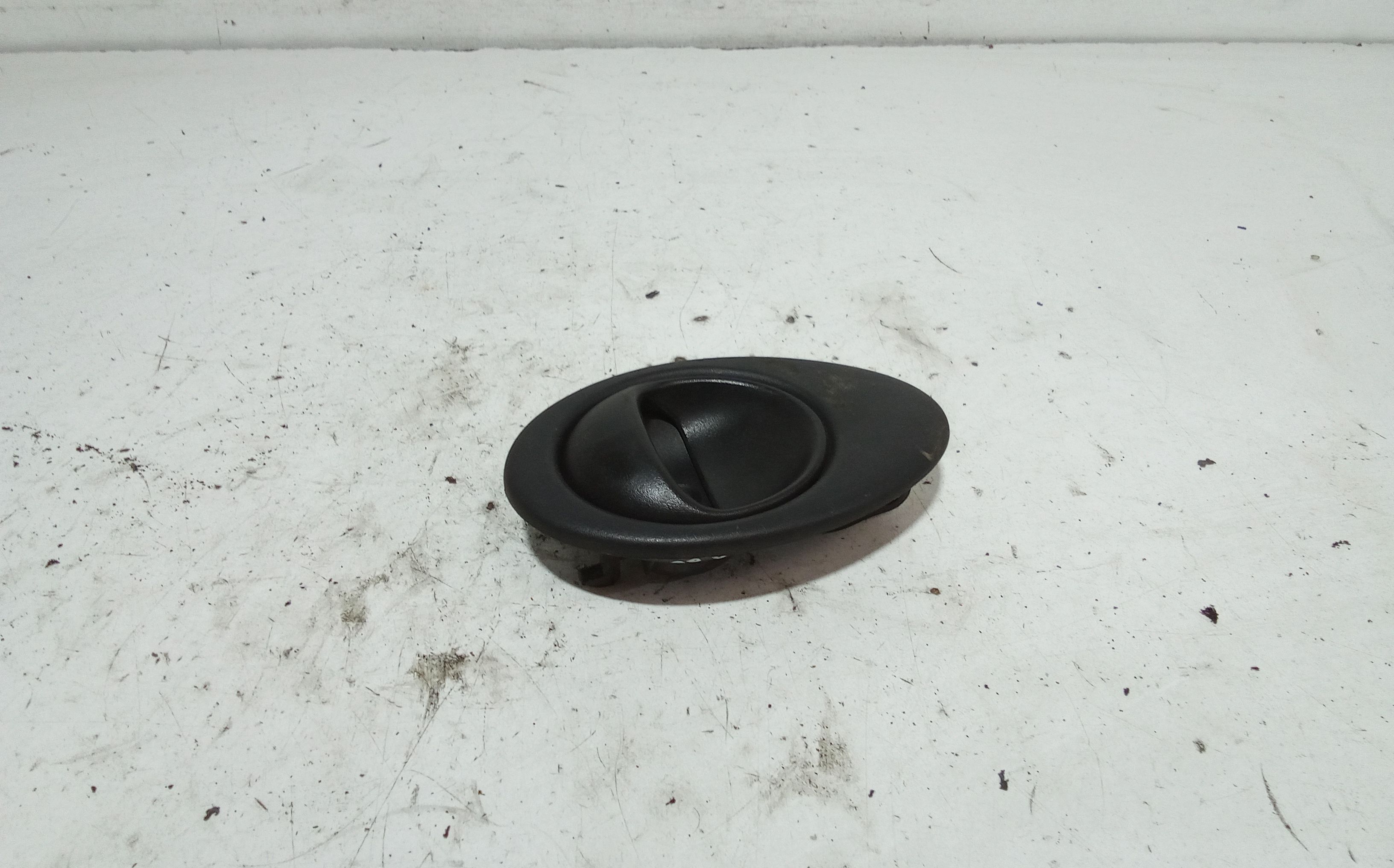 Maniglia Int. Apertura Porta Post. Sinistro 96601585 Usato