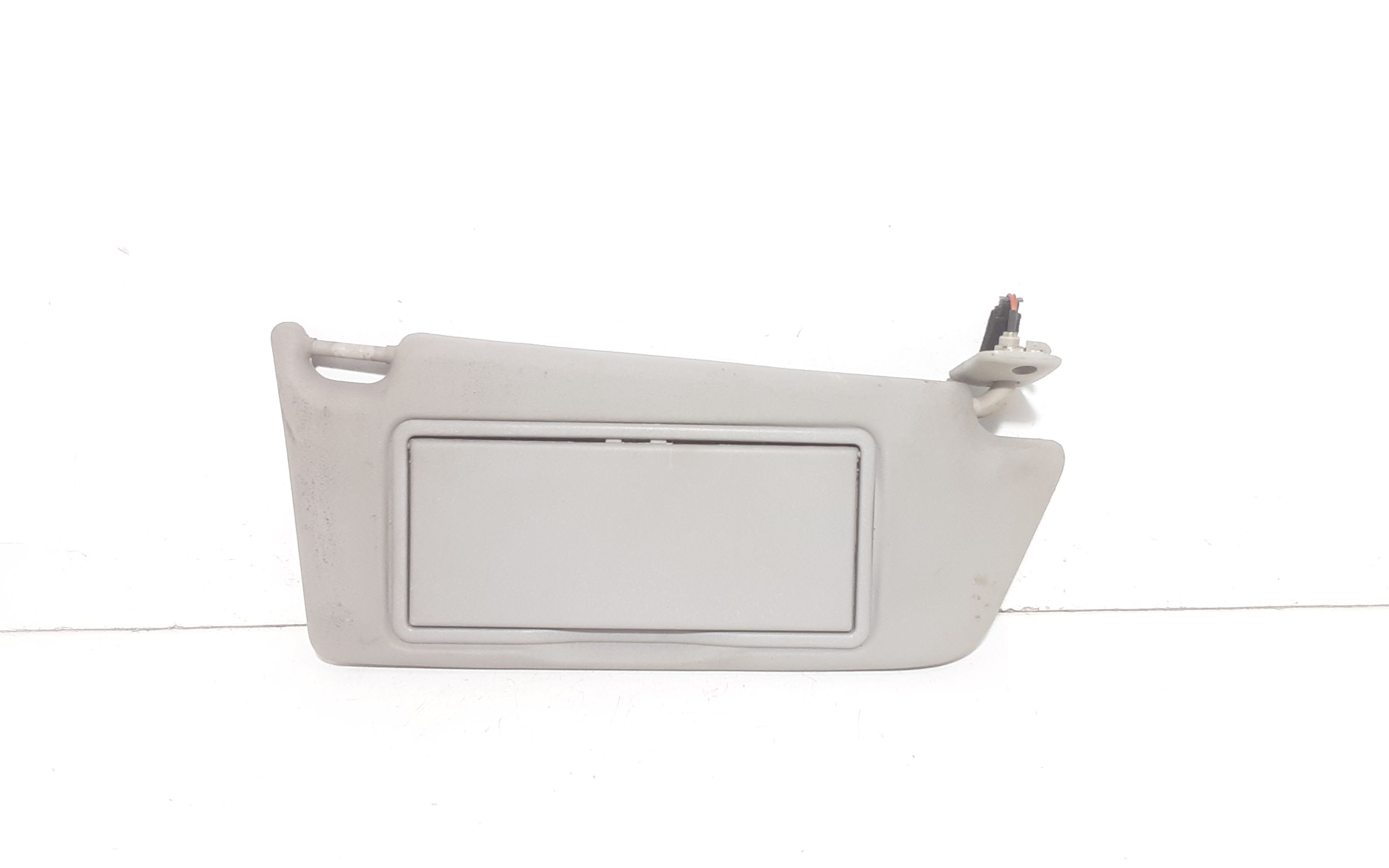 Aletta Parasole Parabrezza Destro 13113045 Usato