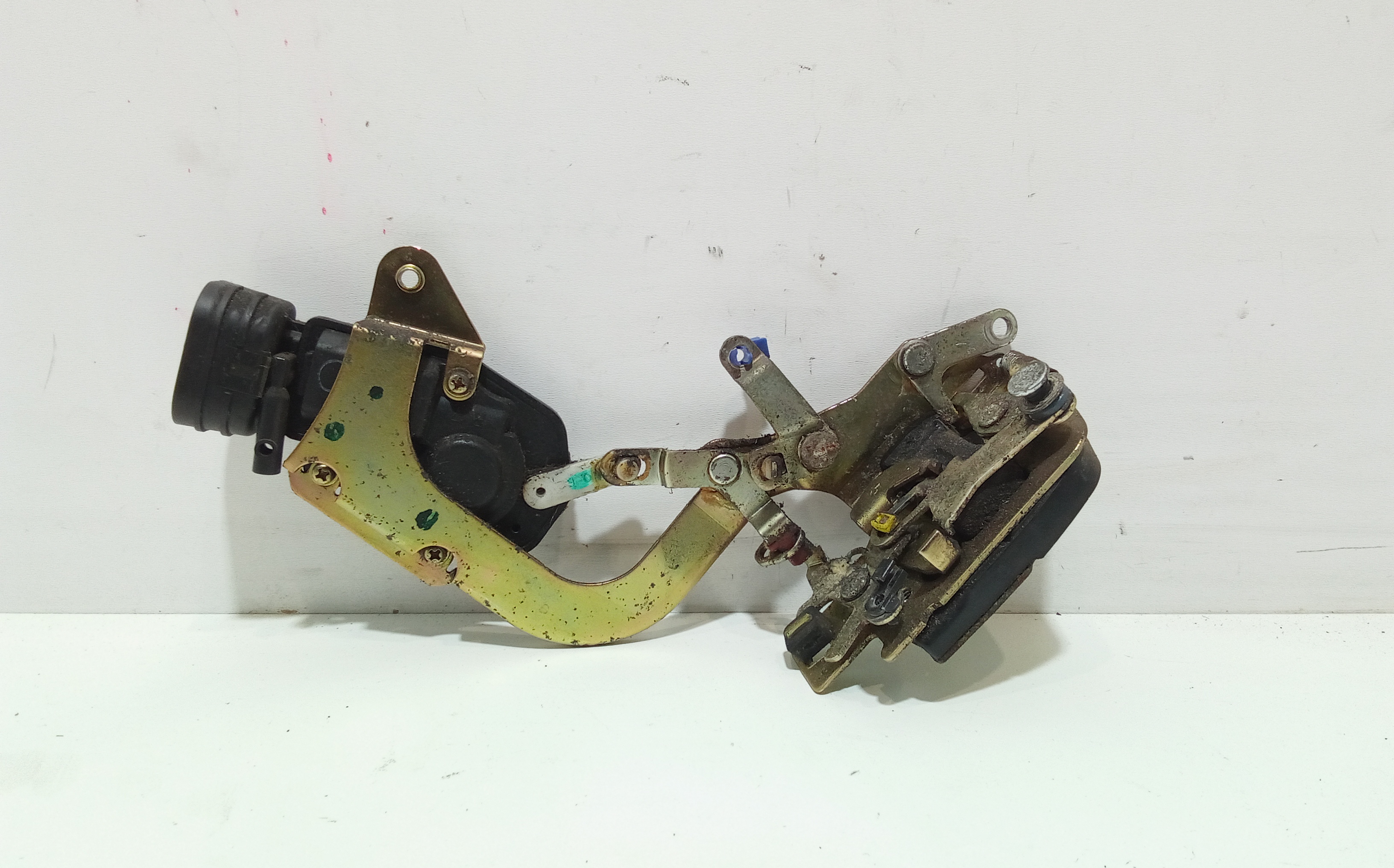 Serratura Porta Ant. Sinistro Usato