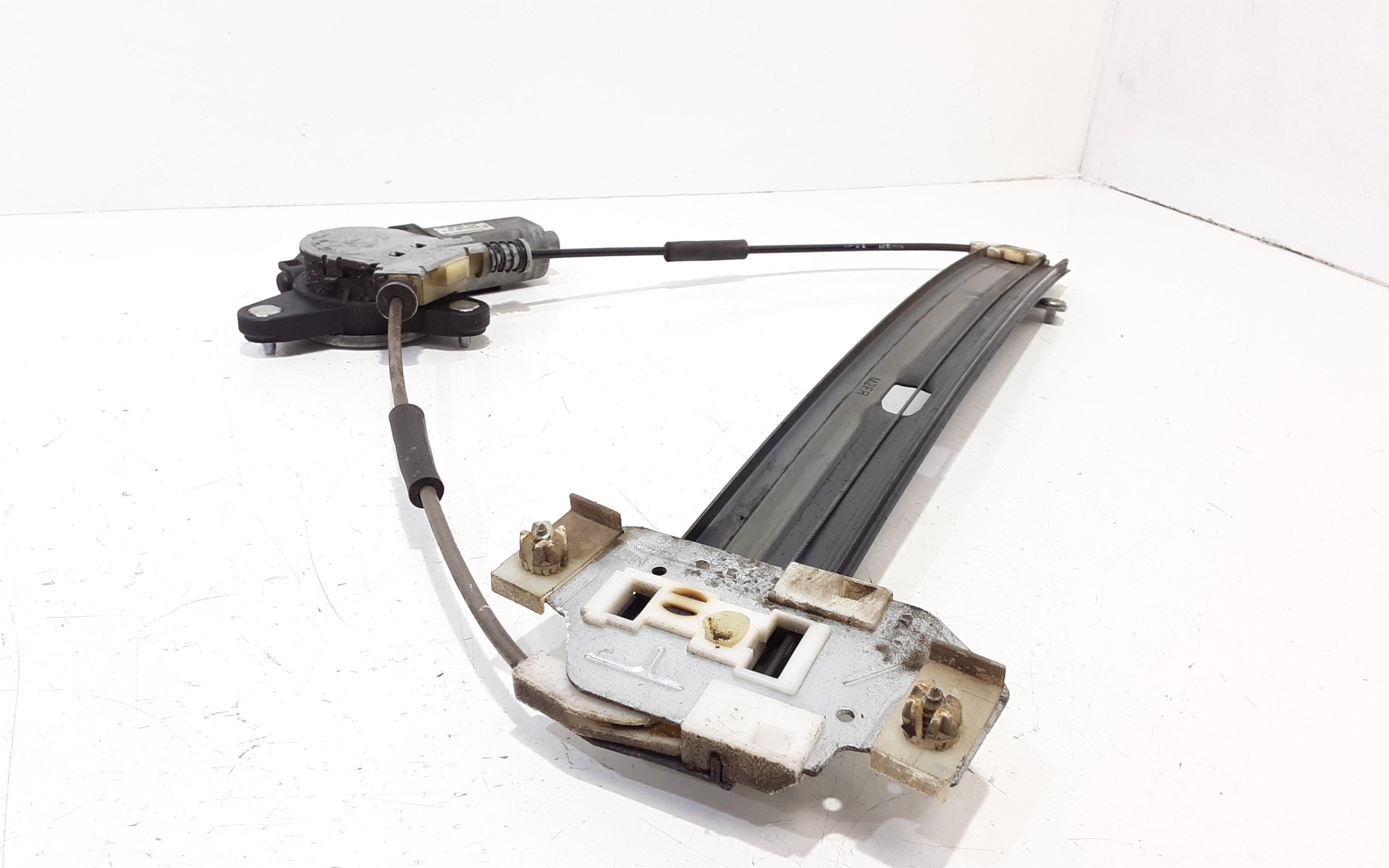 Alzacristallo Porta Ant. Destro 96601485 Usato