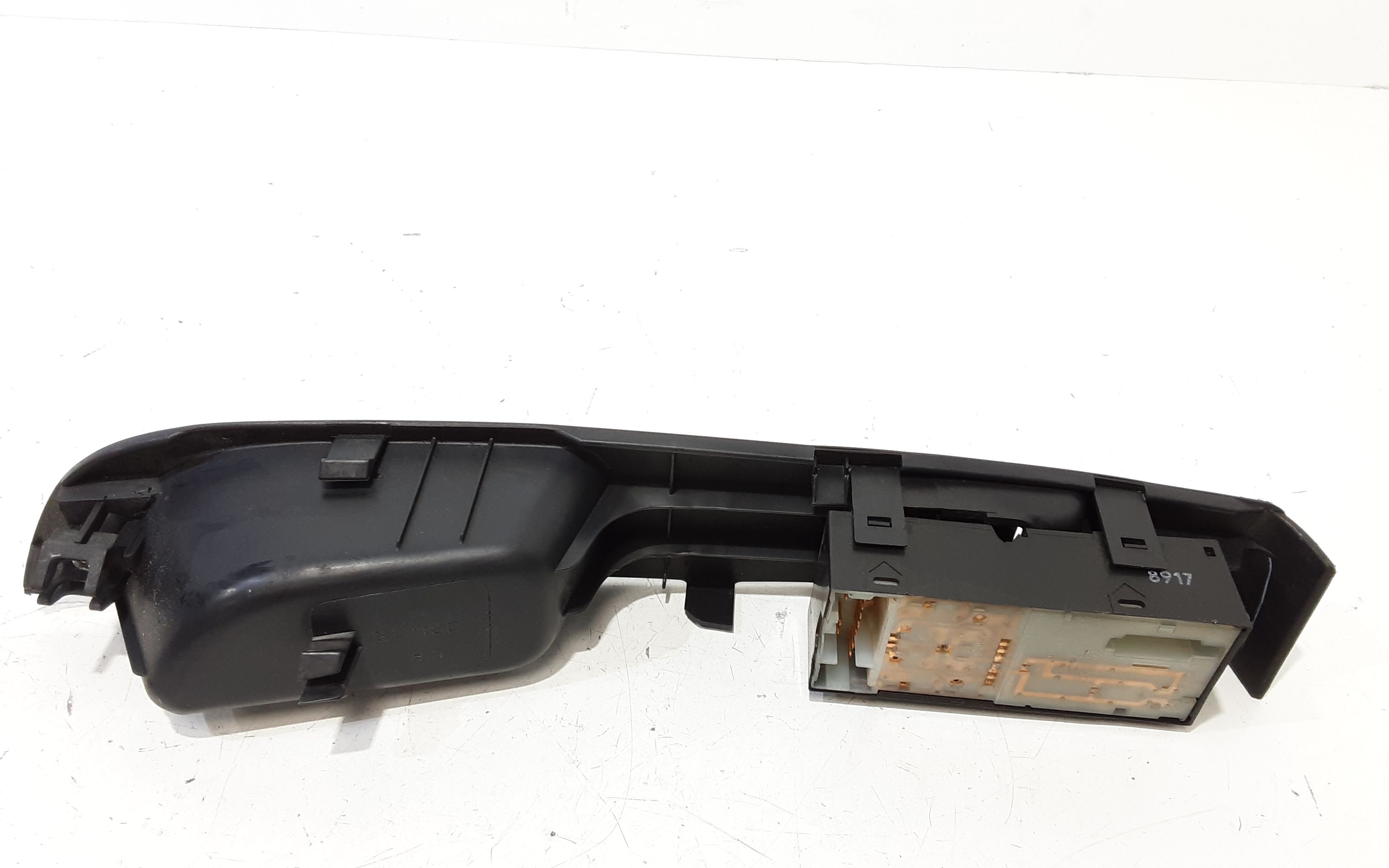 Interruttore Alzacristalli Porta Ant. Sinistro Usato