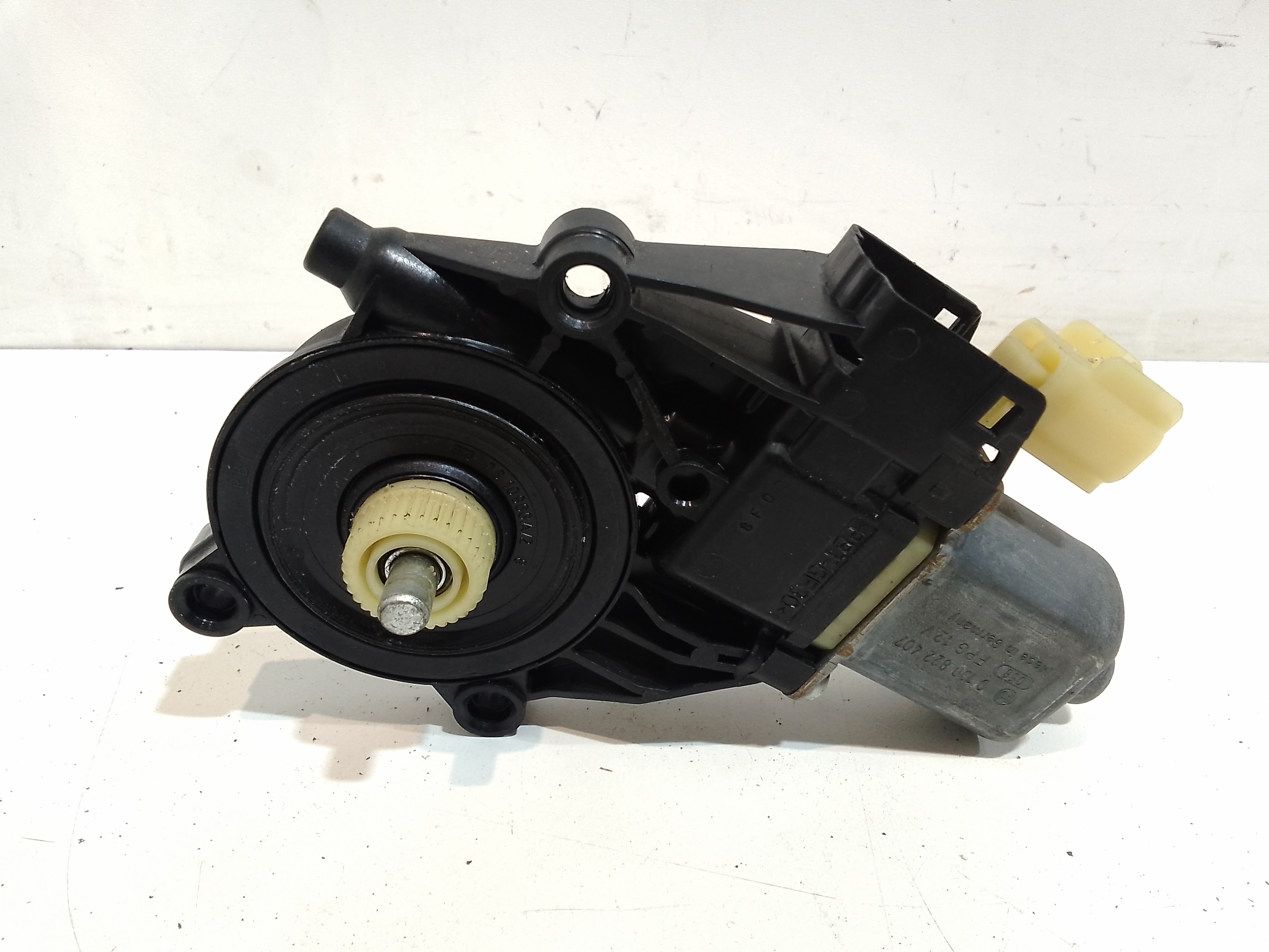 Motorino Alzacristallo Porta Ant. Destro 1543207 Usato