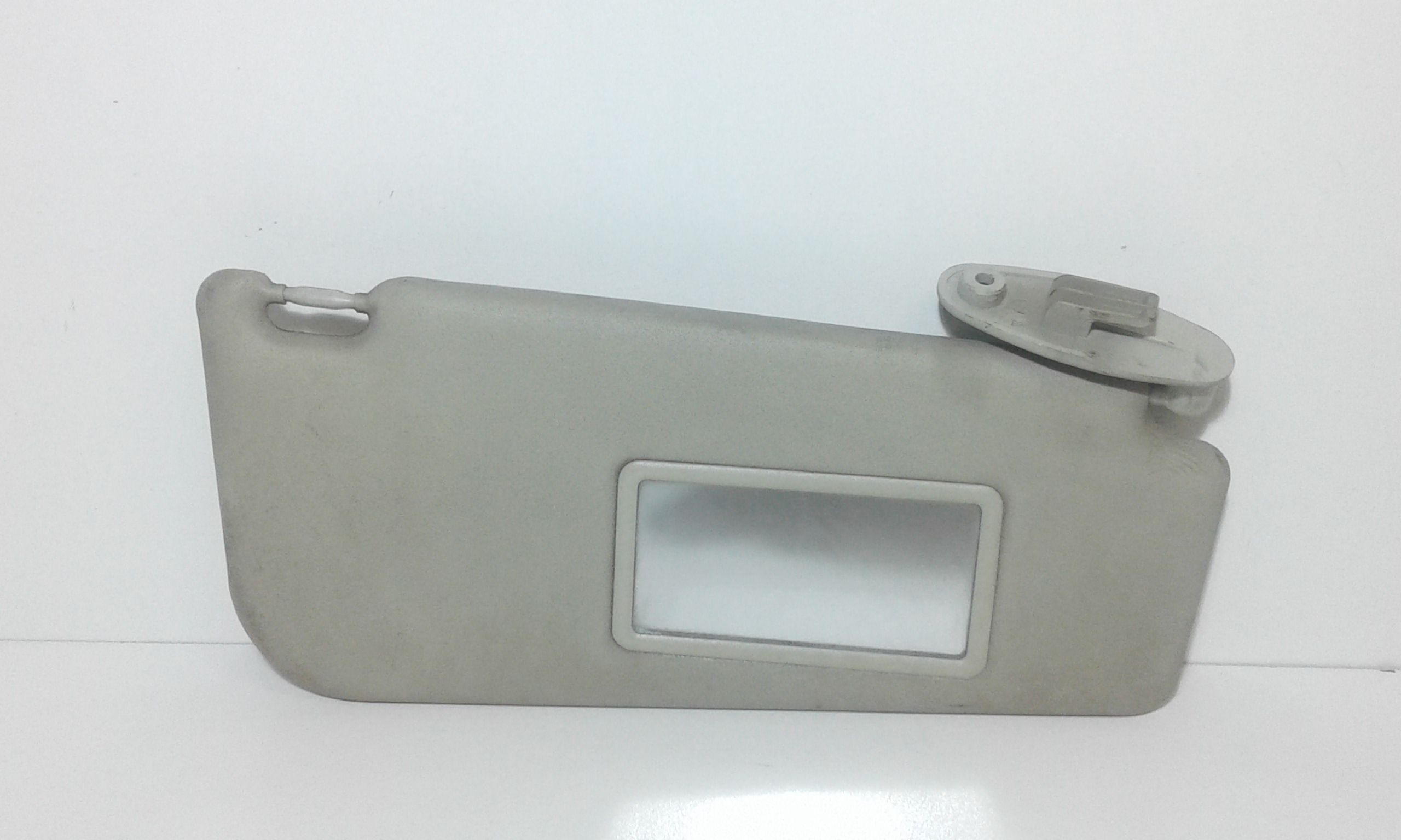 Aletta Parasole Parabrezza Destro 735338206 Usato