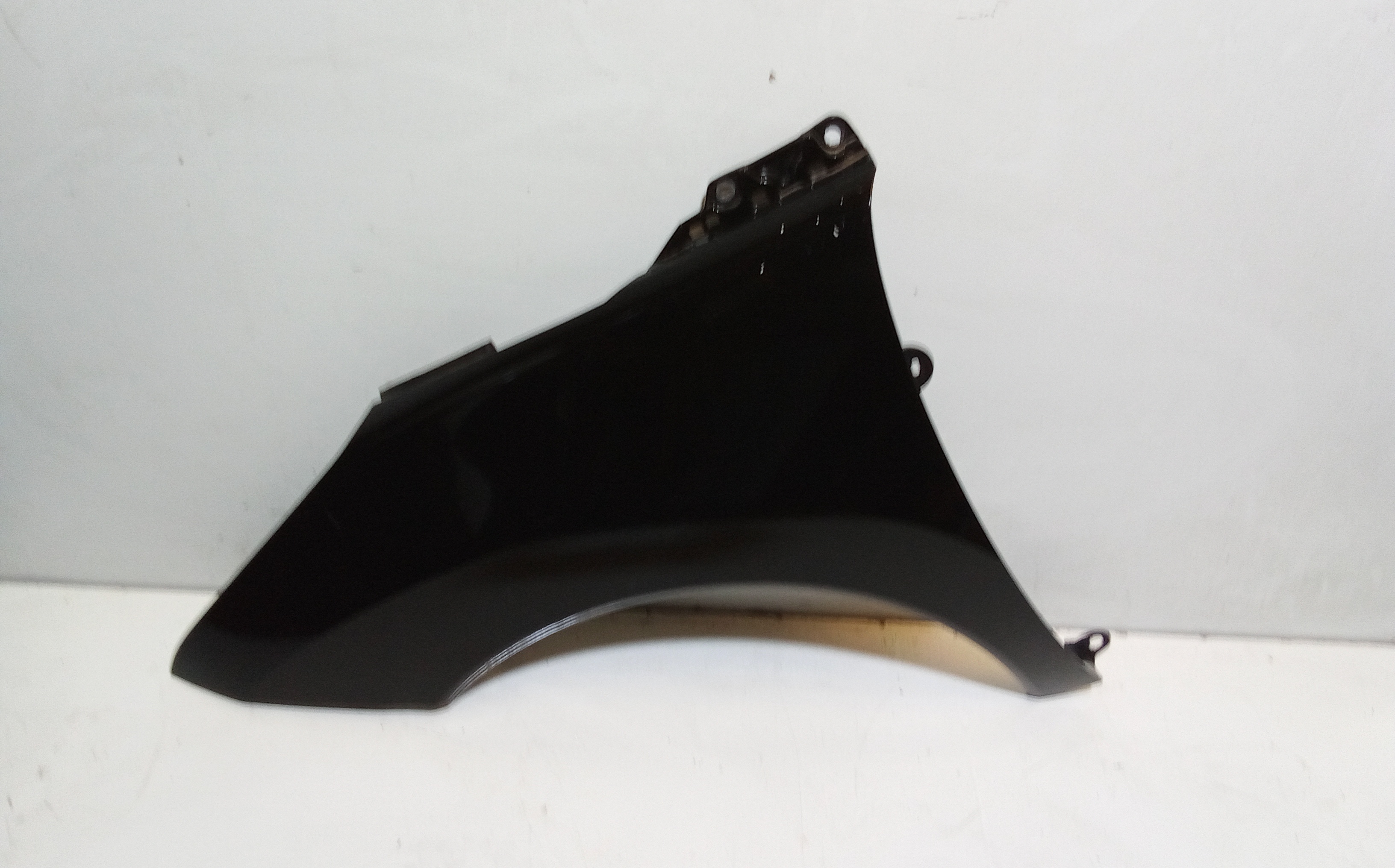 Parafango Ant. Sinistro 7840W9 Usato