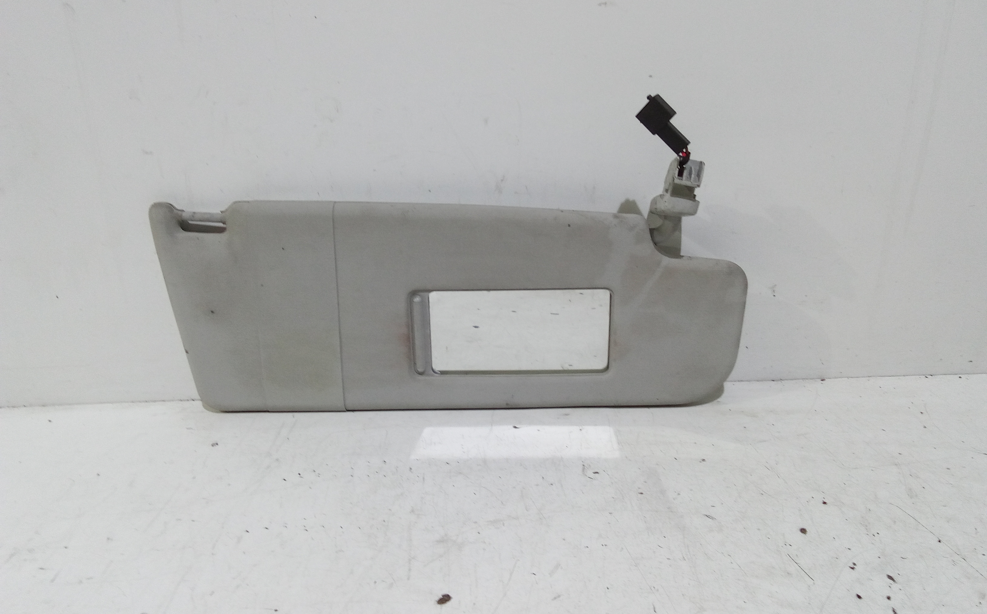 Aletta Parasole Parabrezza Destro 6Q0857552F2F4 Usato