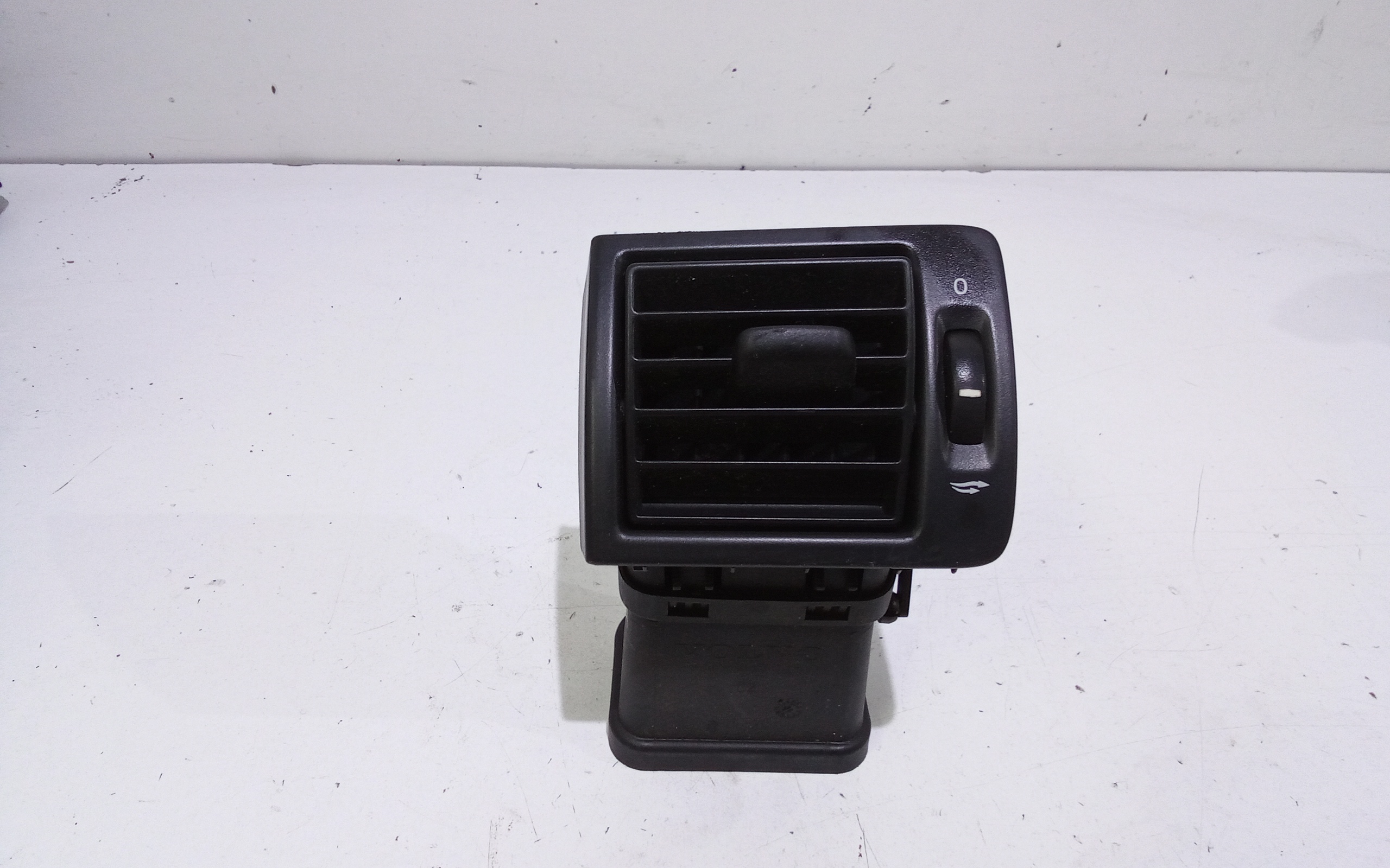 Condotto Aria Bocchette Lat. Cruscotto Sinistro Usato