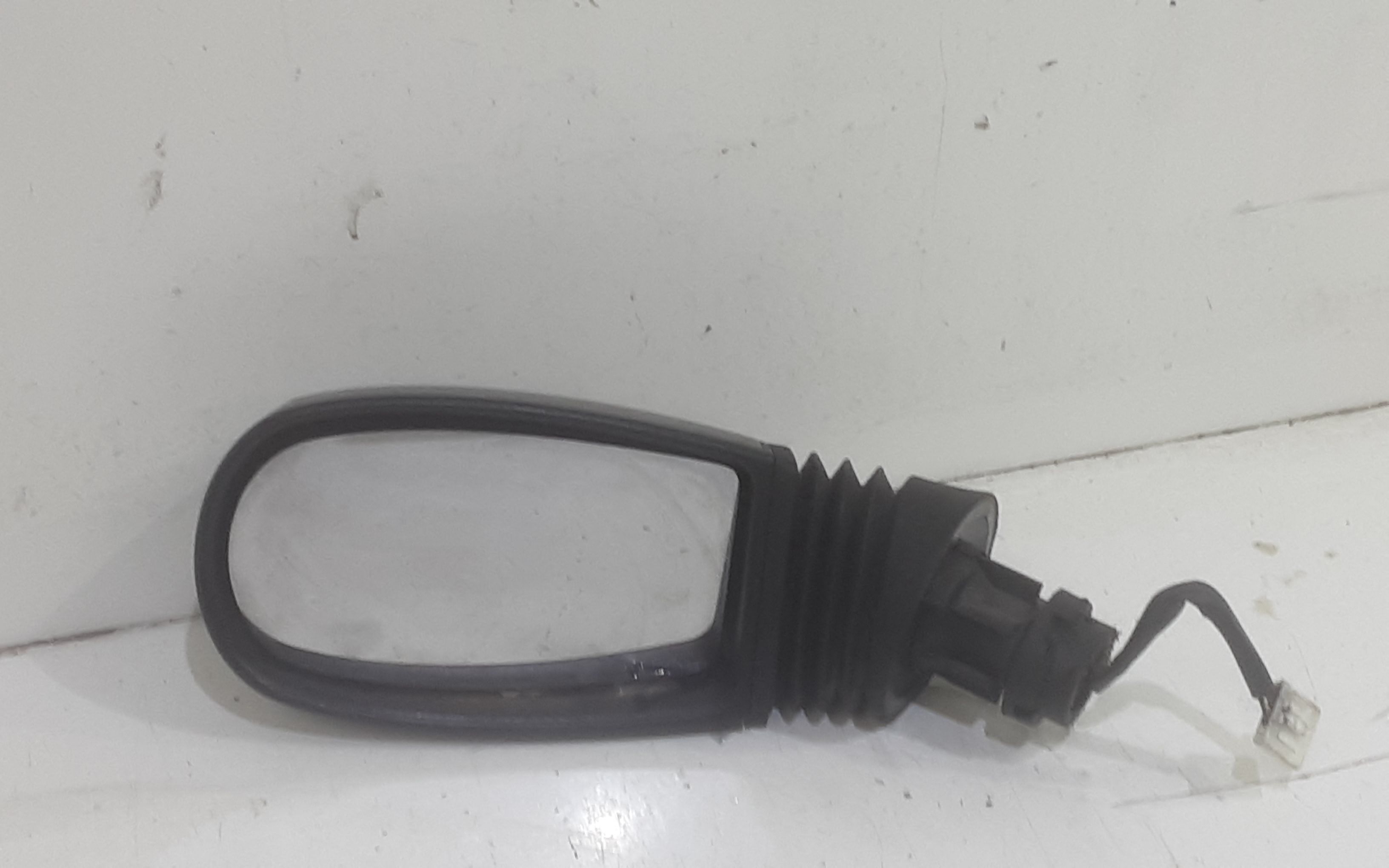 Retrovisore Est. Sinistro 735310075 Usato