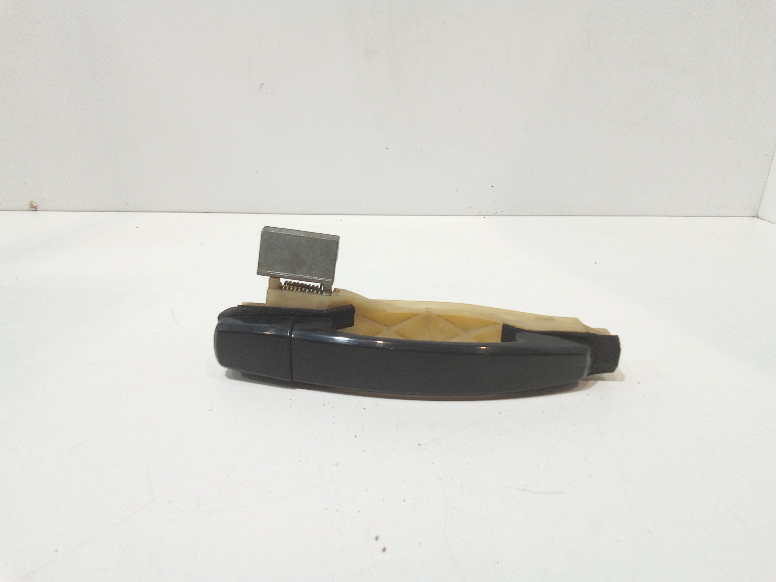 Maniglia Porta Ant. Destro 96468254 Usato