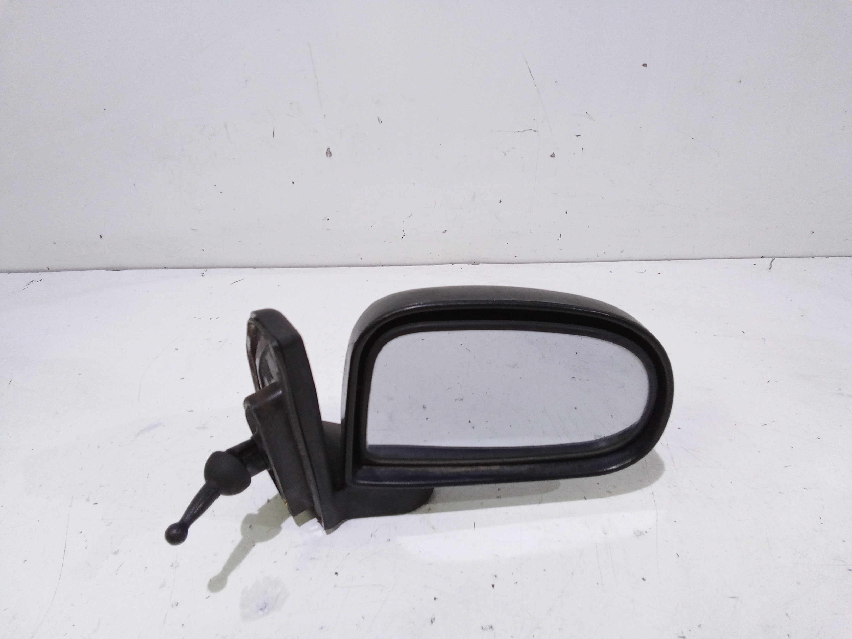 Retrovisore Est. Destro Usato