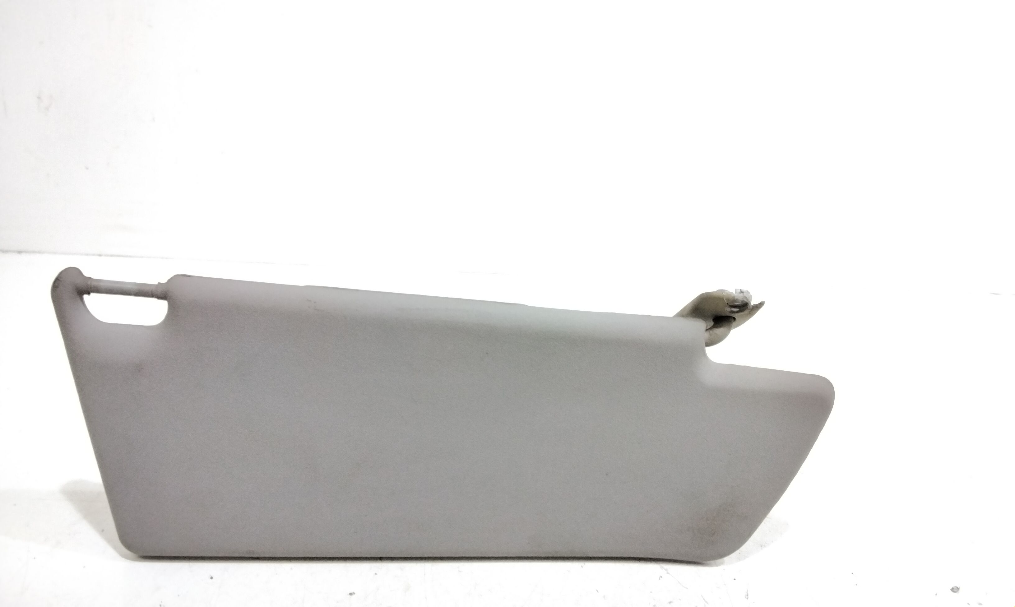 Aletta Parasole Parabrezza Sinistro 13234248 Usato